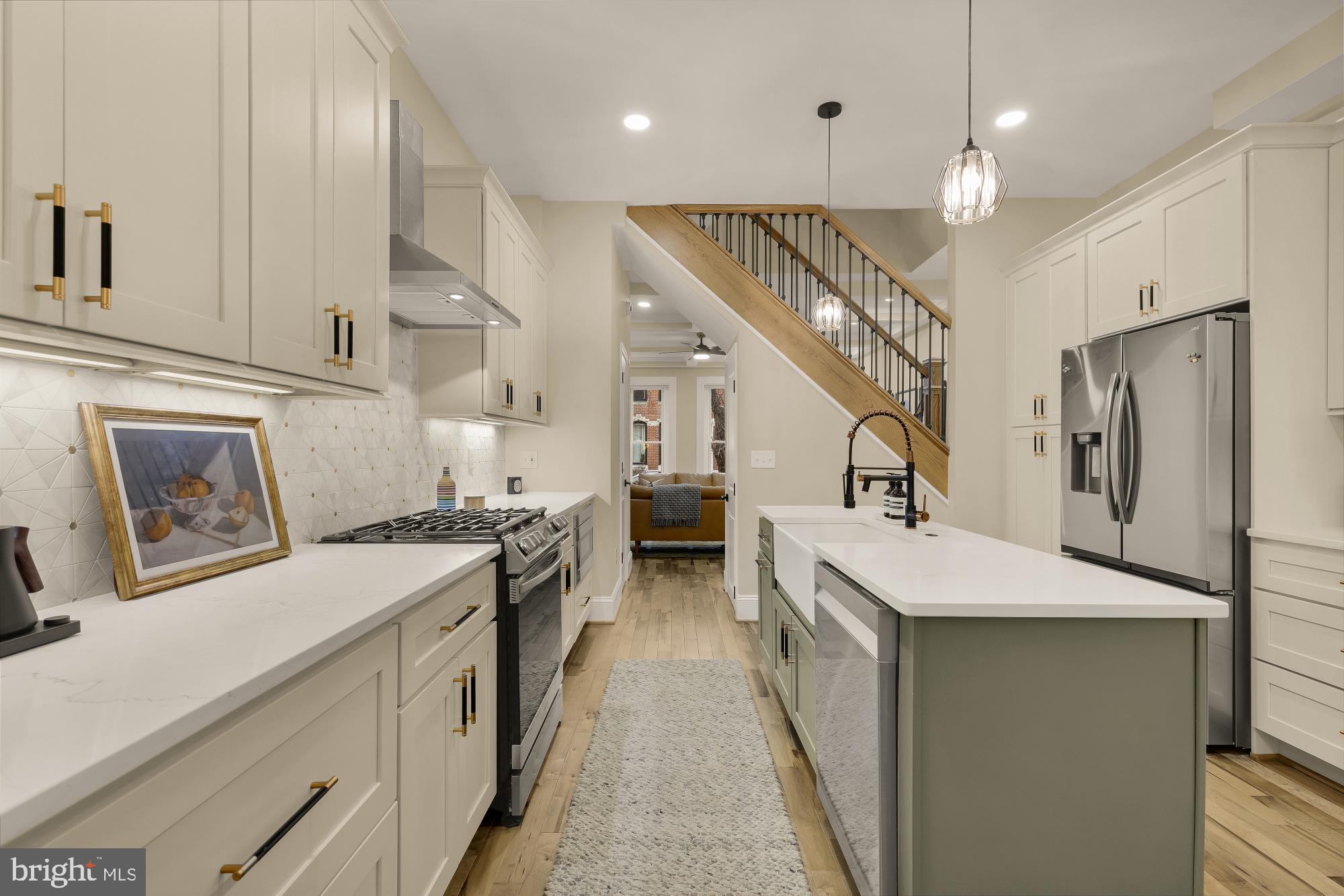 BUTCHERS HILL - Residential