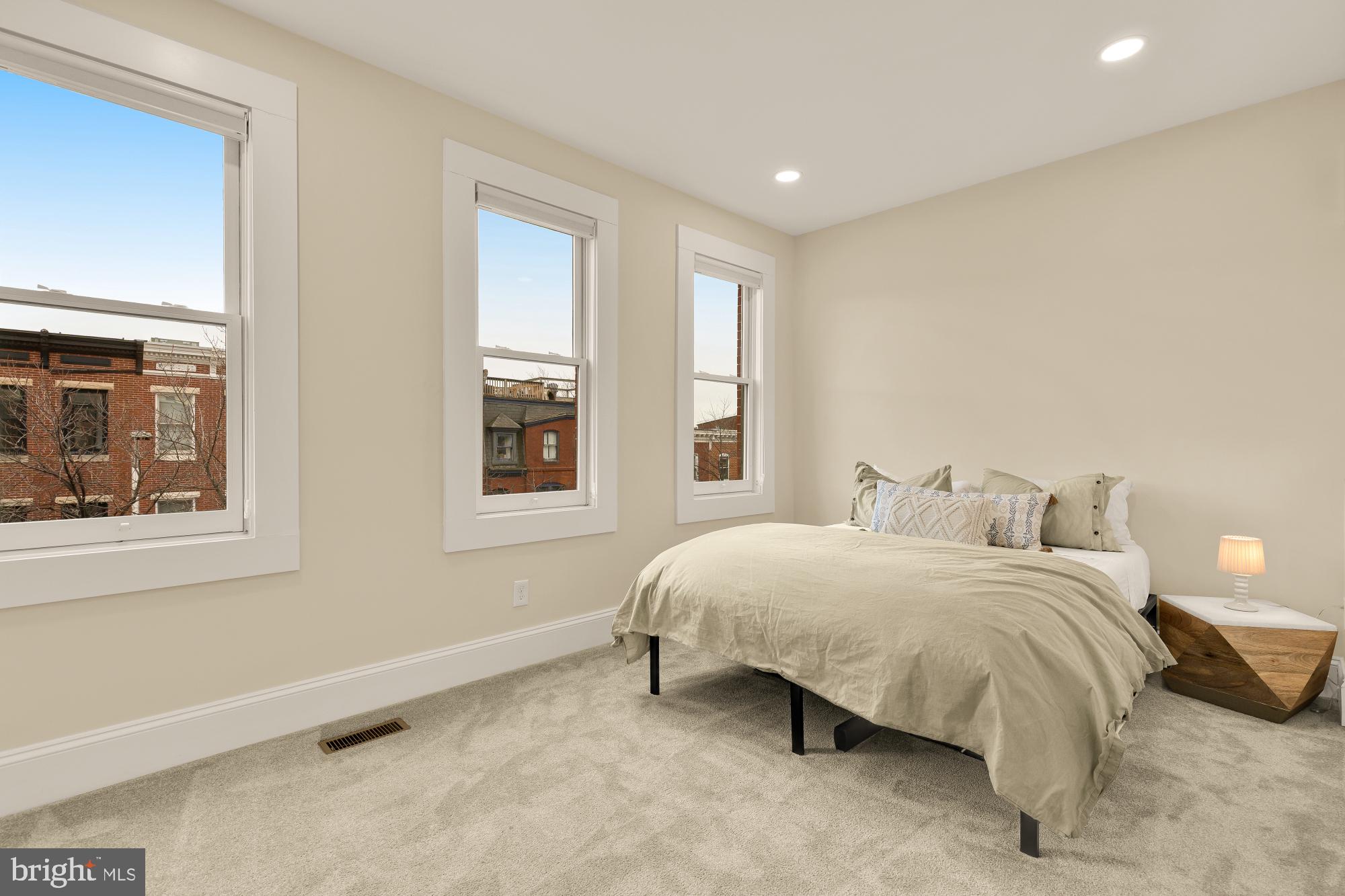 BUTCHERS HILL - Residential