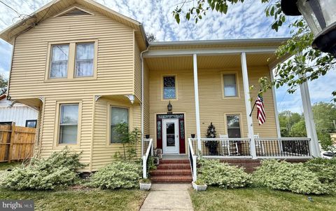 Photo of 605 Mineral Avenue, MINERAL, VA 23117 (MLS # VALA2009740)