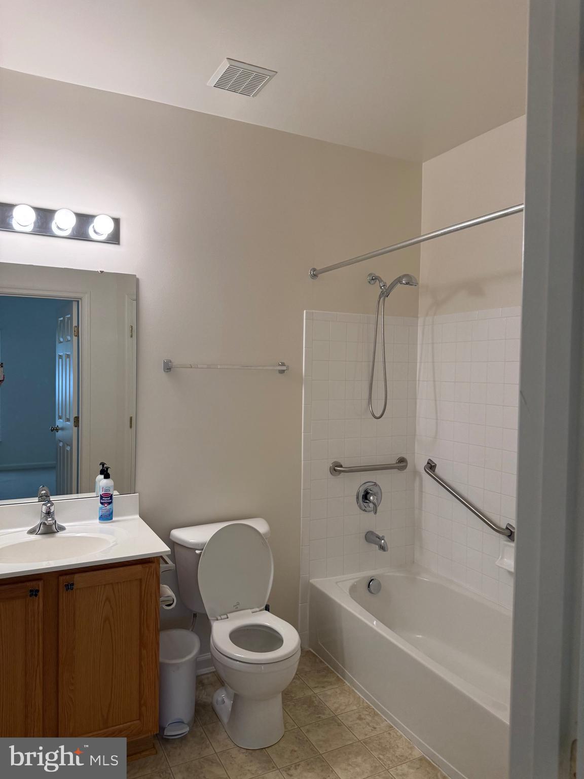 GLYNDON TRACE - Residential