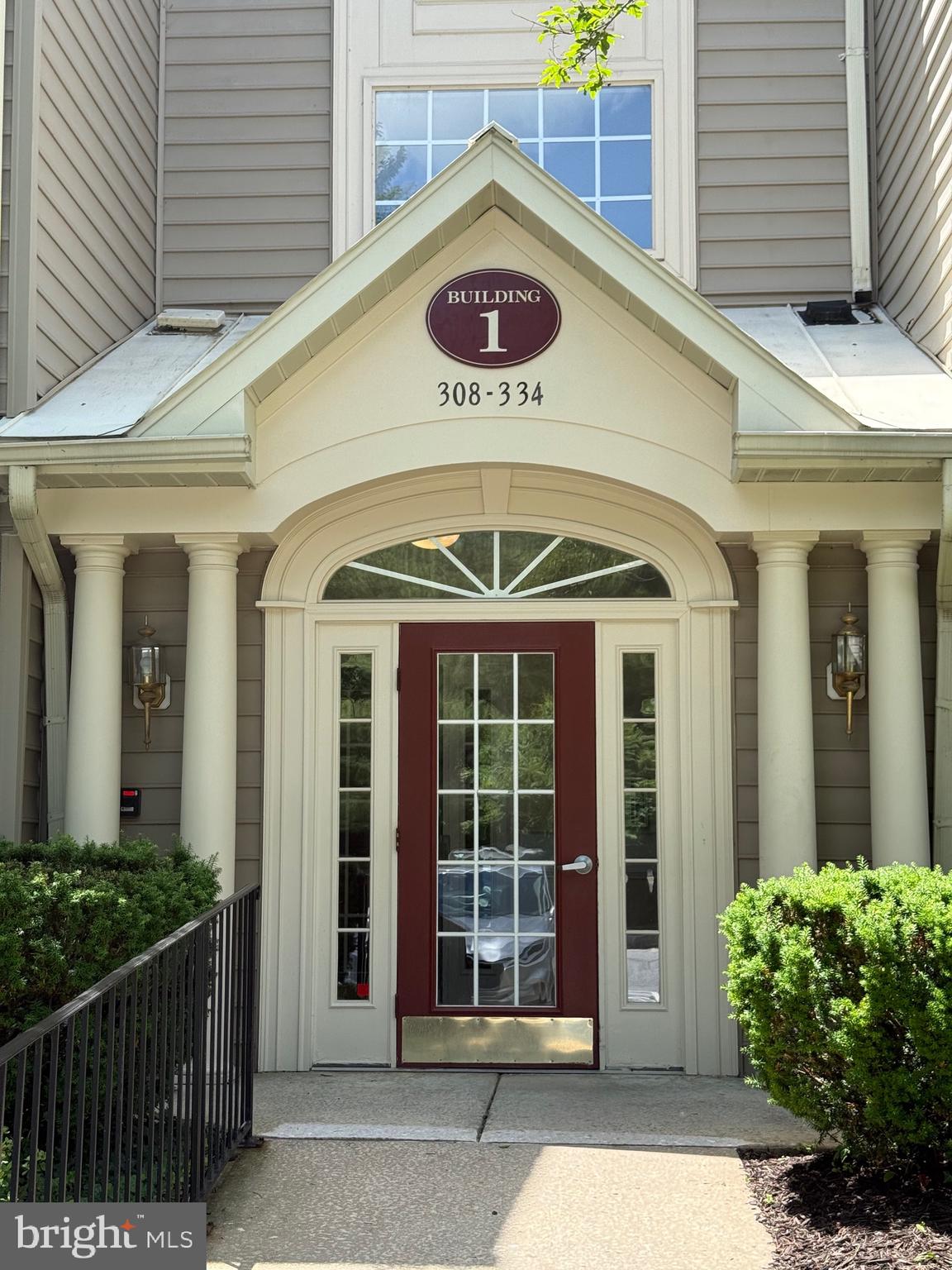 GLYNDON TRACE - Residential