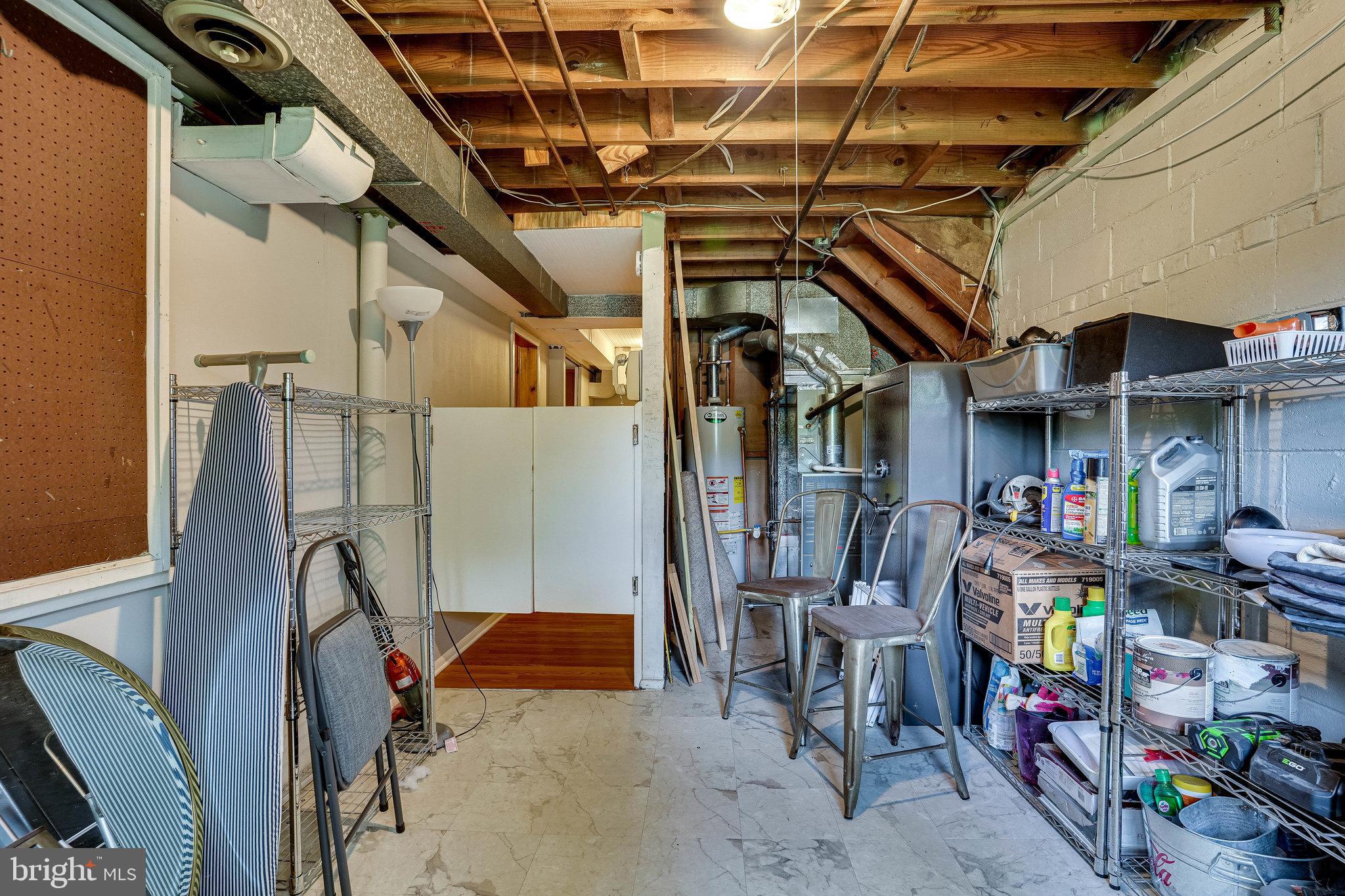 ROCART TERRACE - Residential Lease