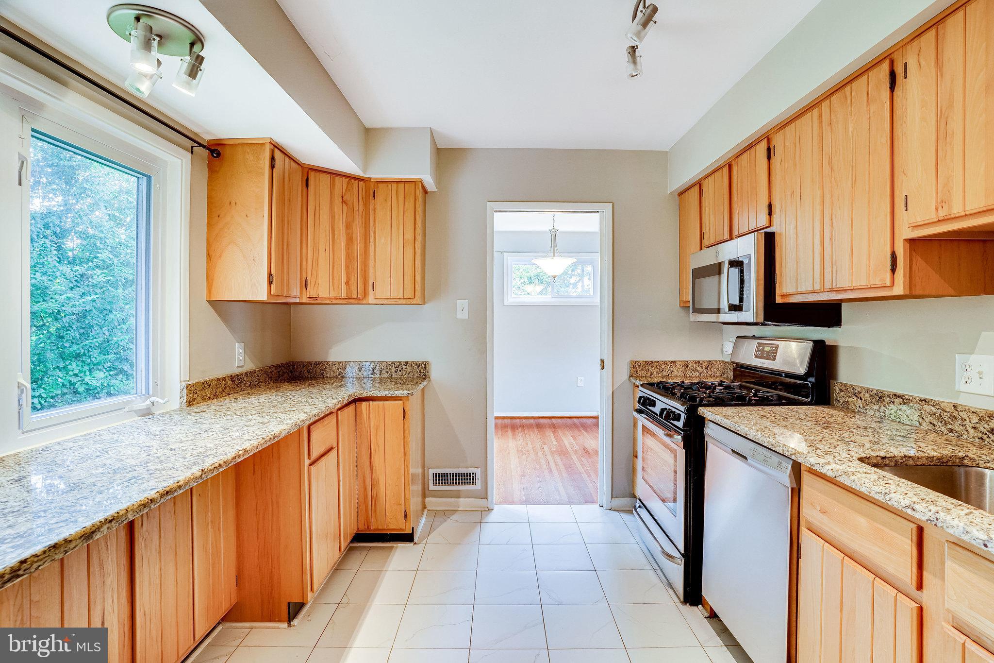 ROCART TERRACE - Residential Lease