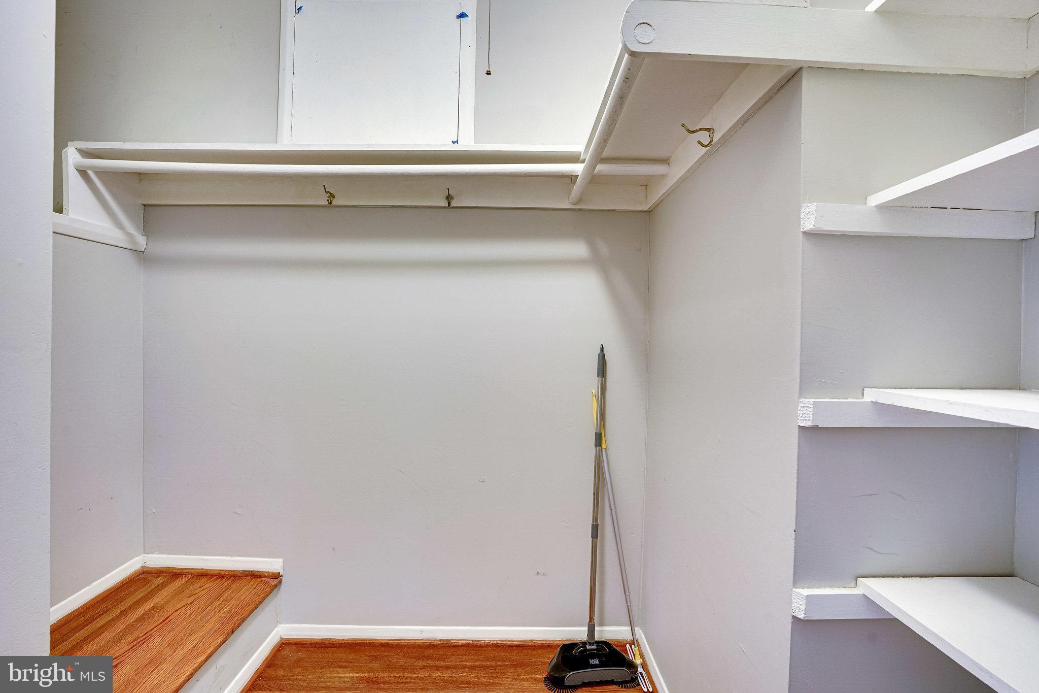 ROCART TERRACE - Residential Lease