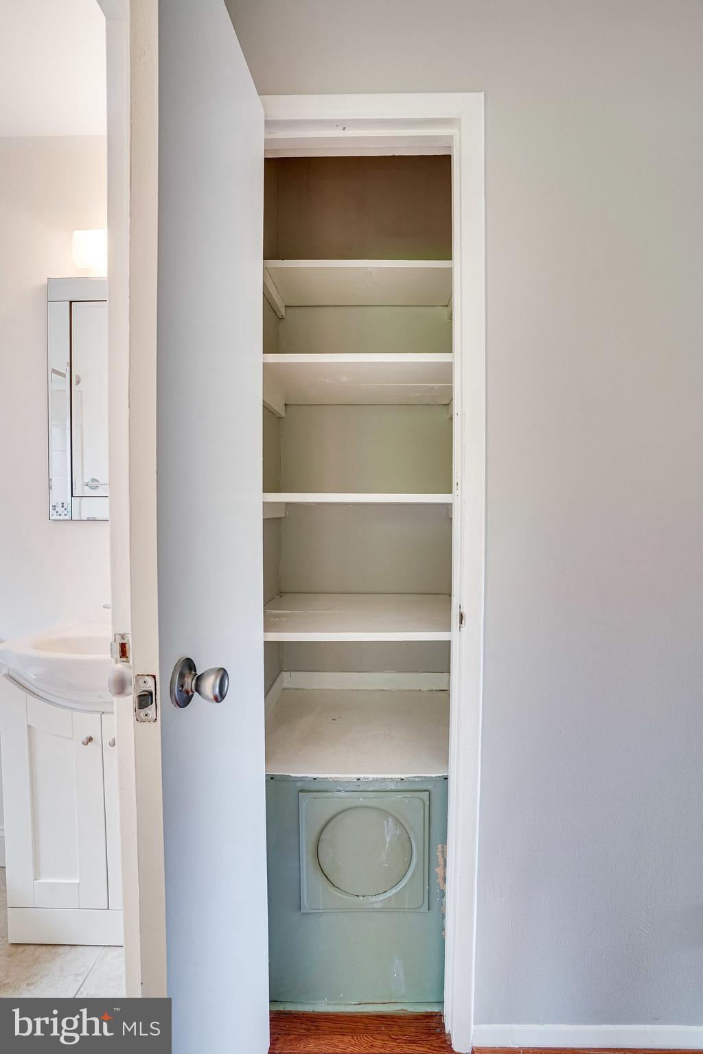 ROCART TERRACE - Residential Lease