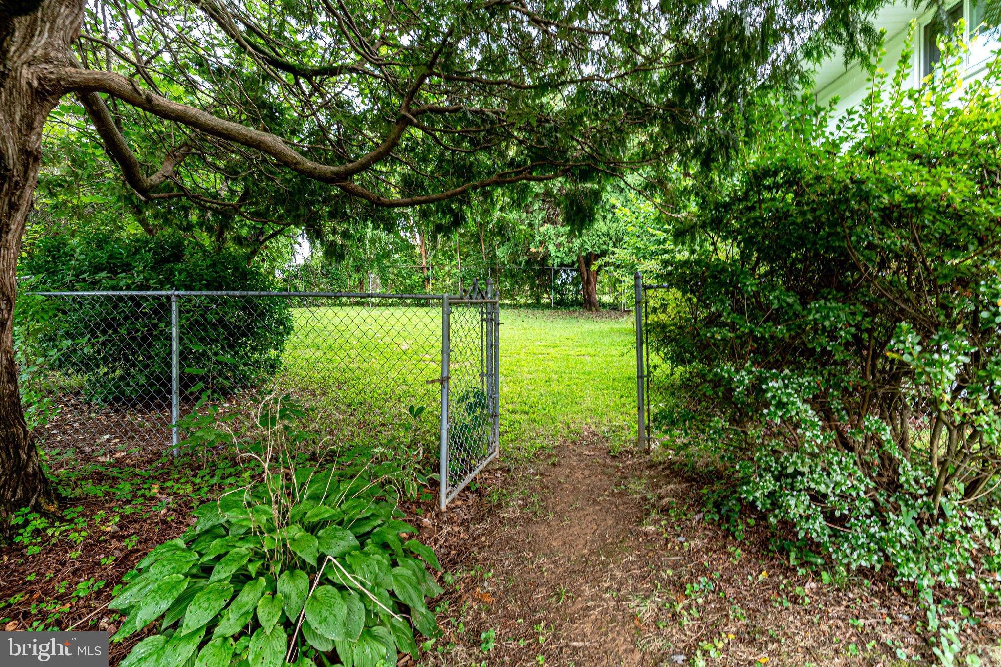 ROCART TERRACE - Residential Lease