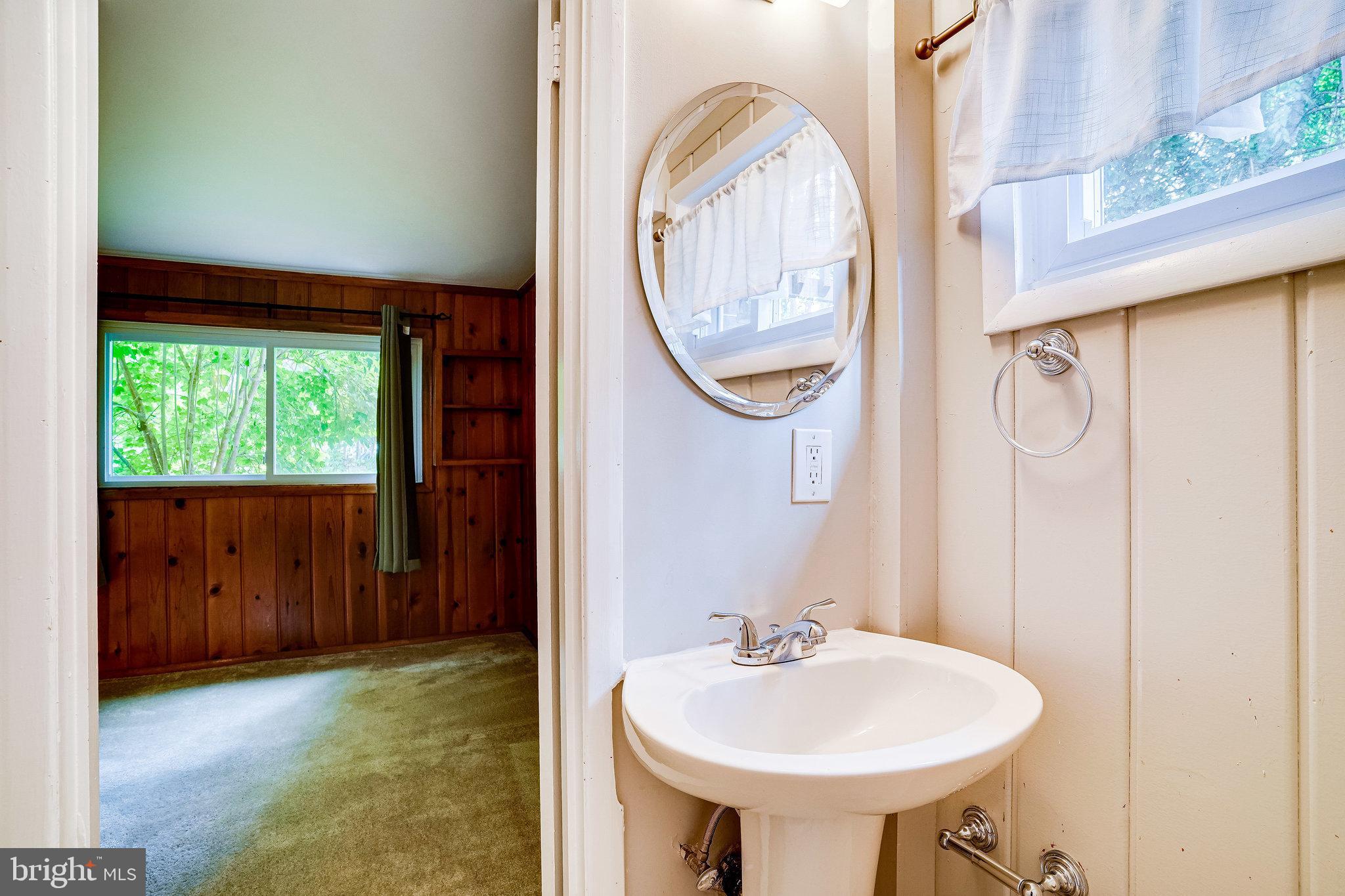 ROCART TERRACE - Residential Lease