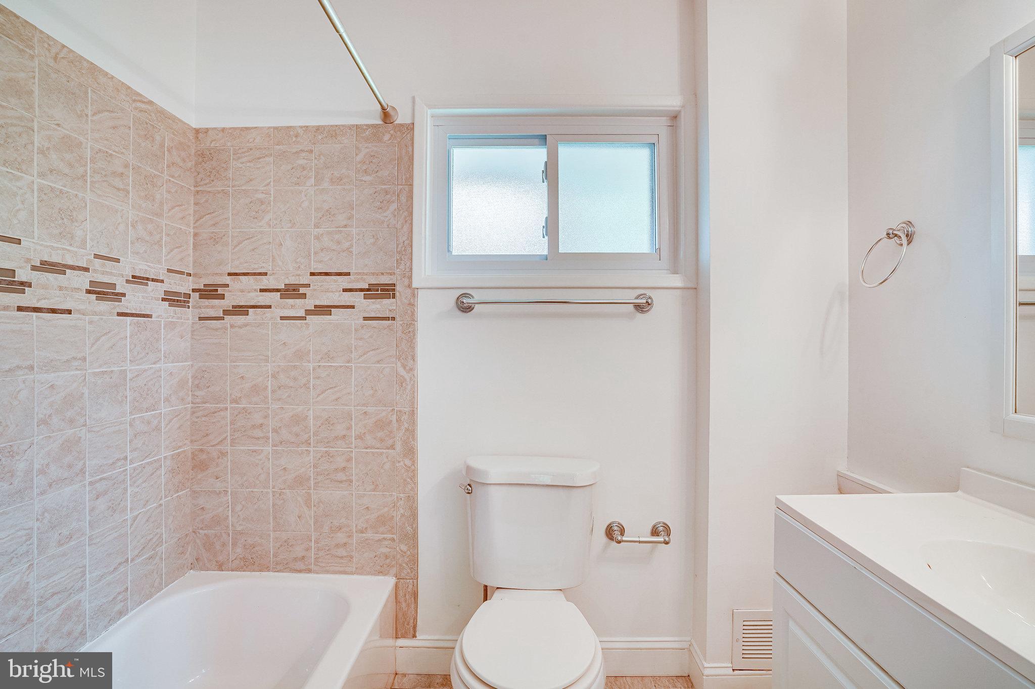 ROCART TERRACE - Residential Lease