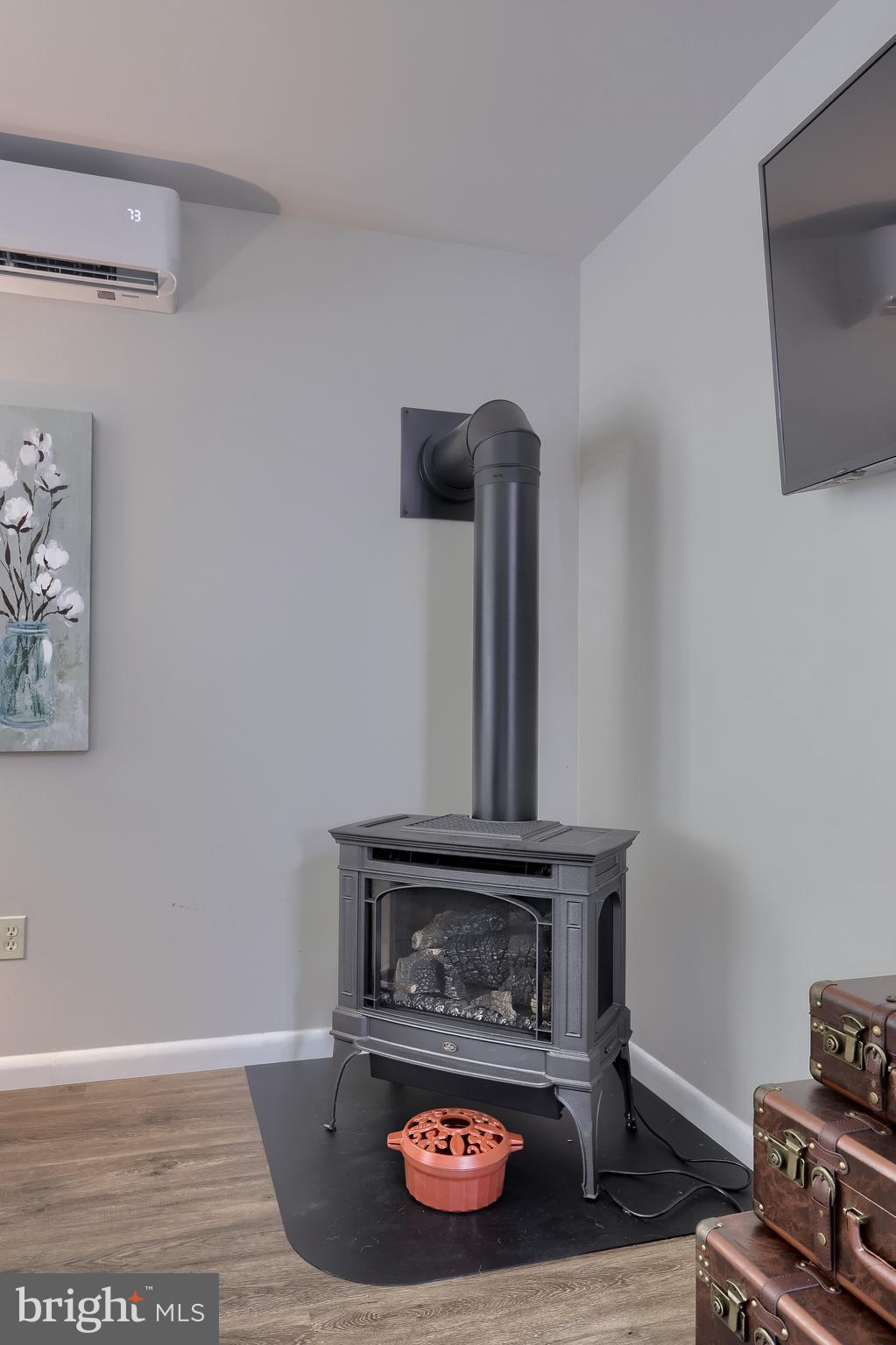 POCONO COUNTRY PLACE - Residential