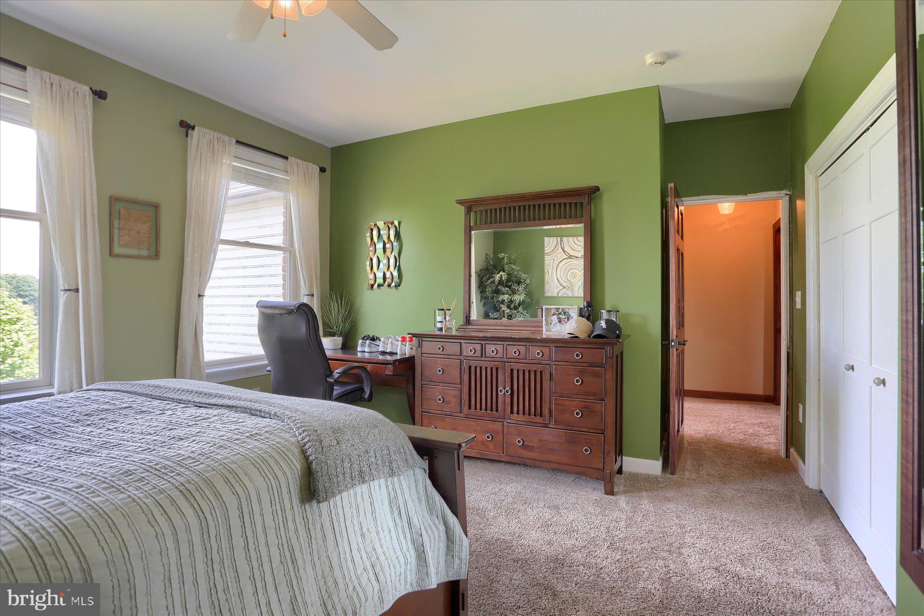 FORD FARM - Residential