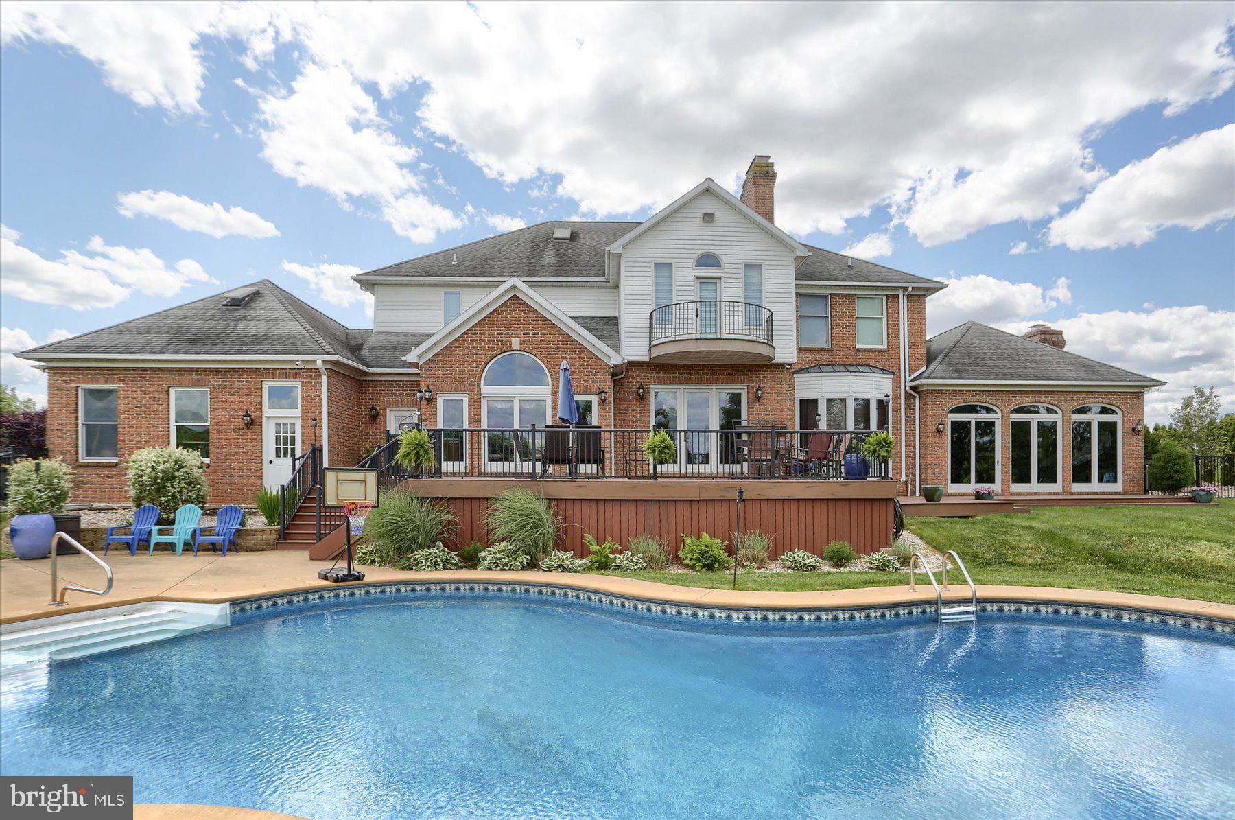 FORD FARM - Residential