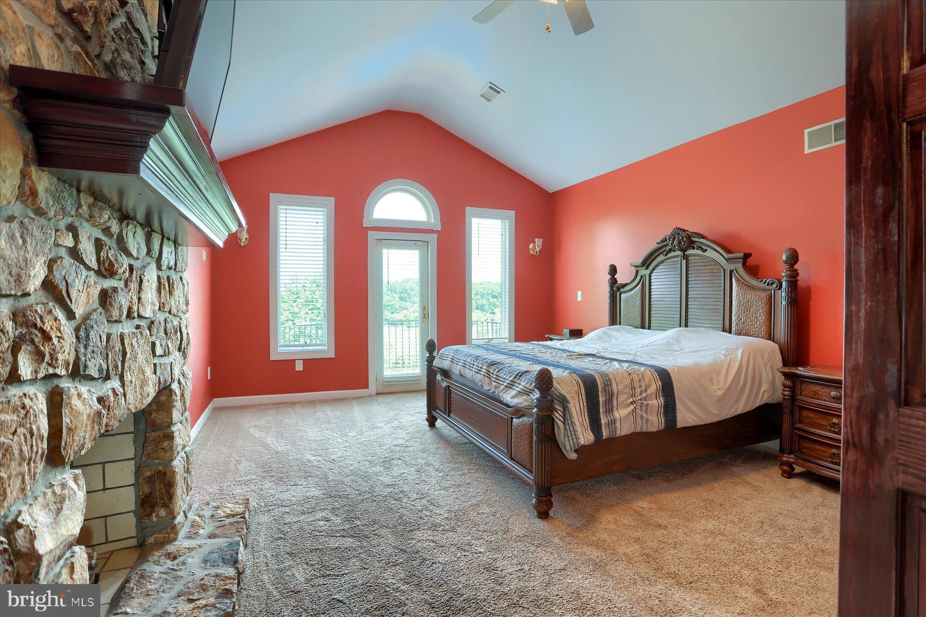 FORD FARM - Residential