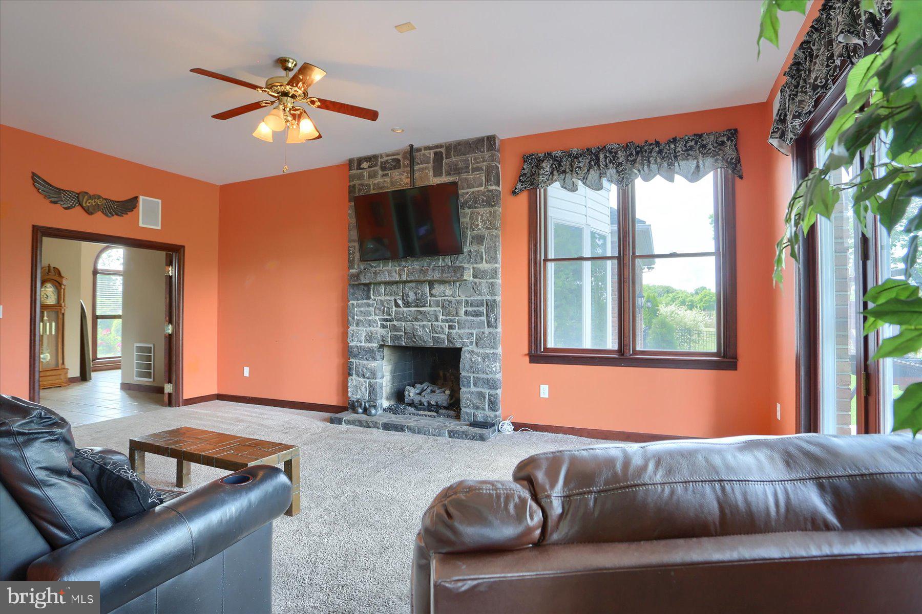 FORD FARM - Residential