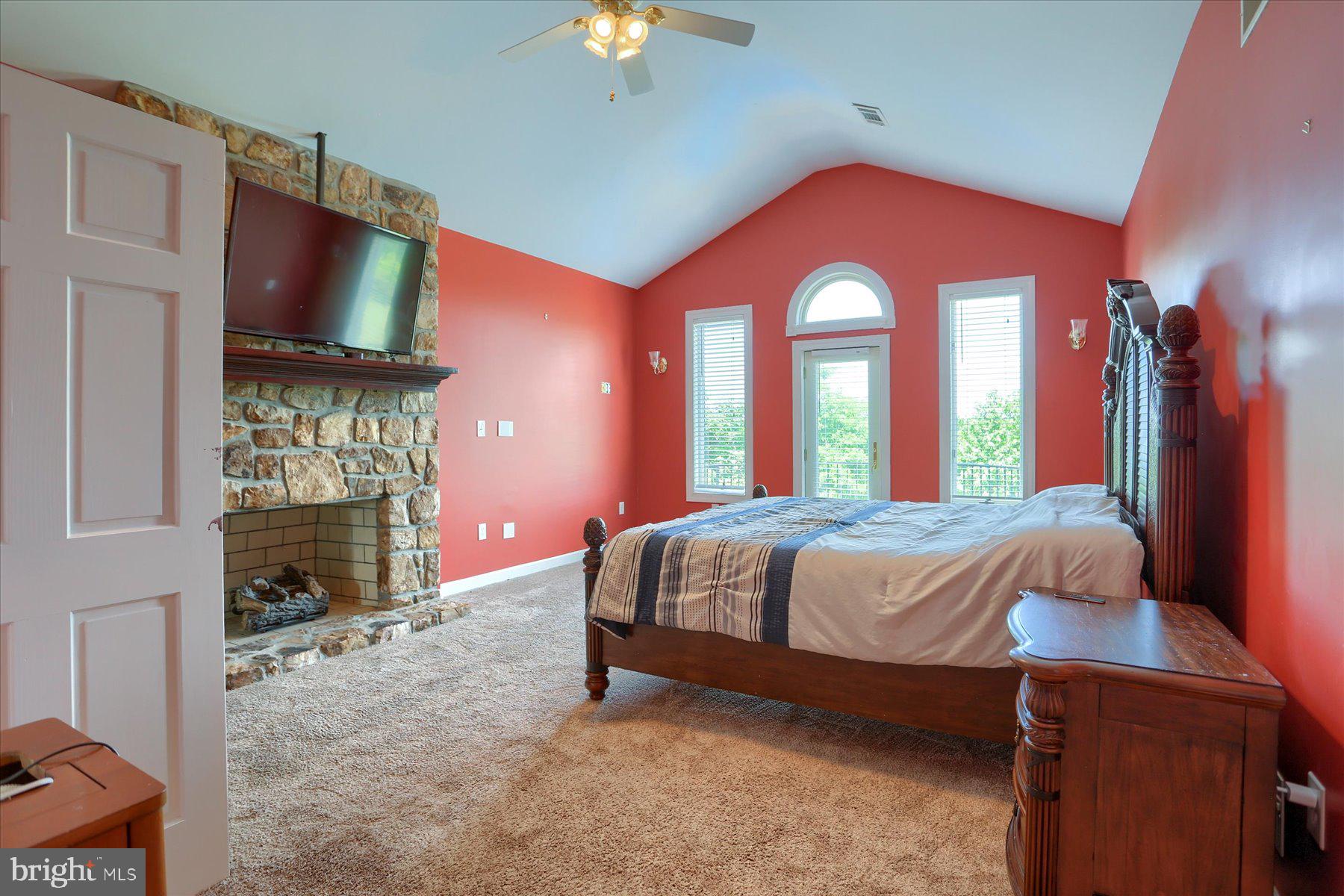 FORD FARM - Residential