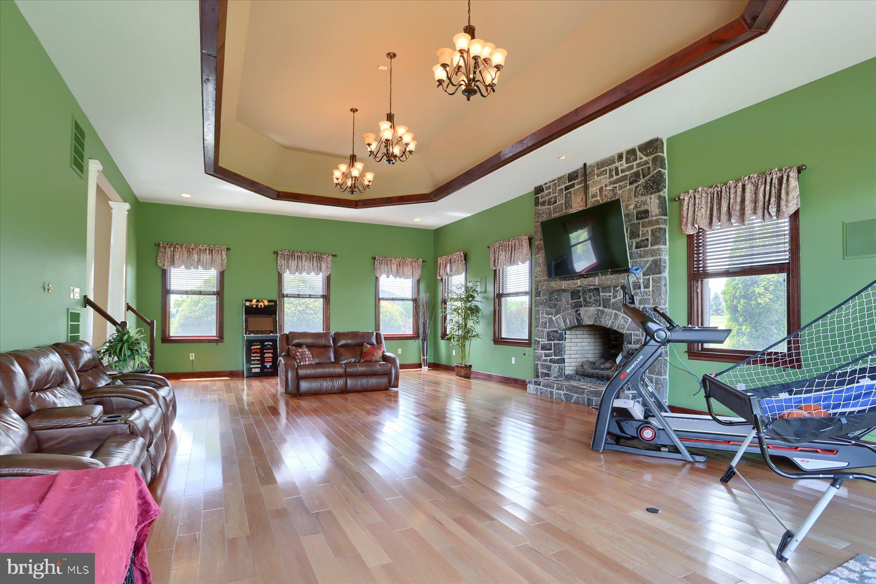 FORD FARM - Residential