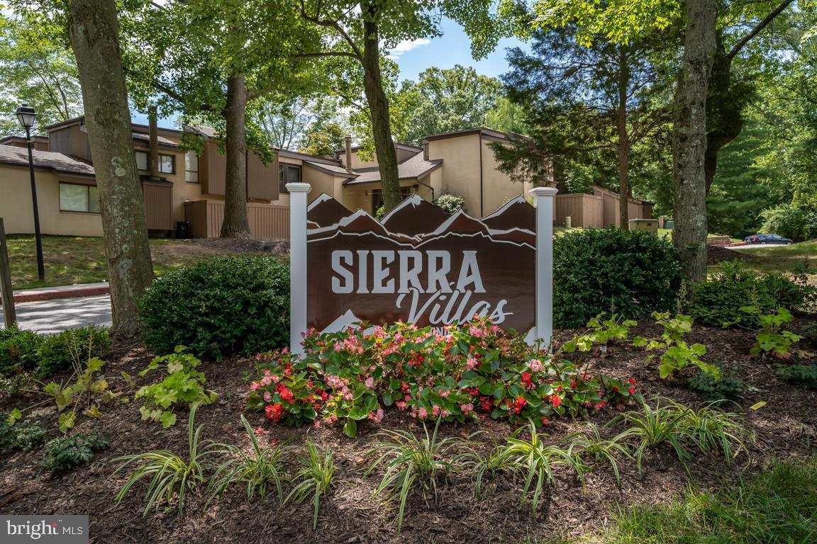 SIERRA VILLAS - Residential