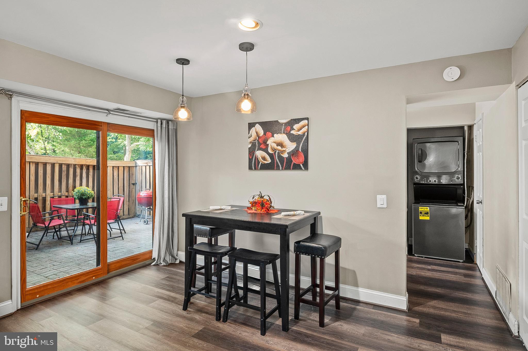 SIERRA VILLAS - Residential