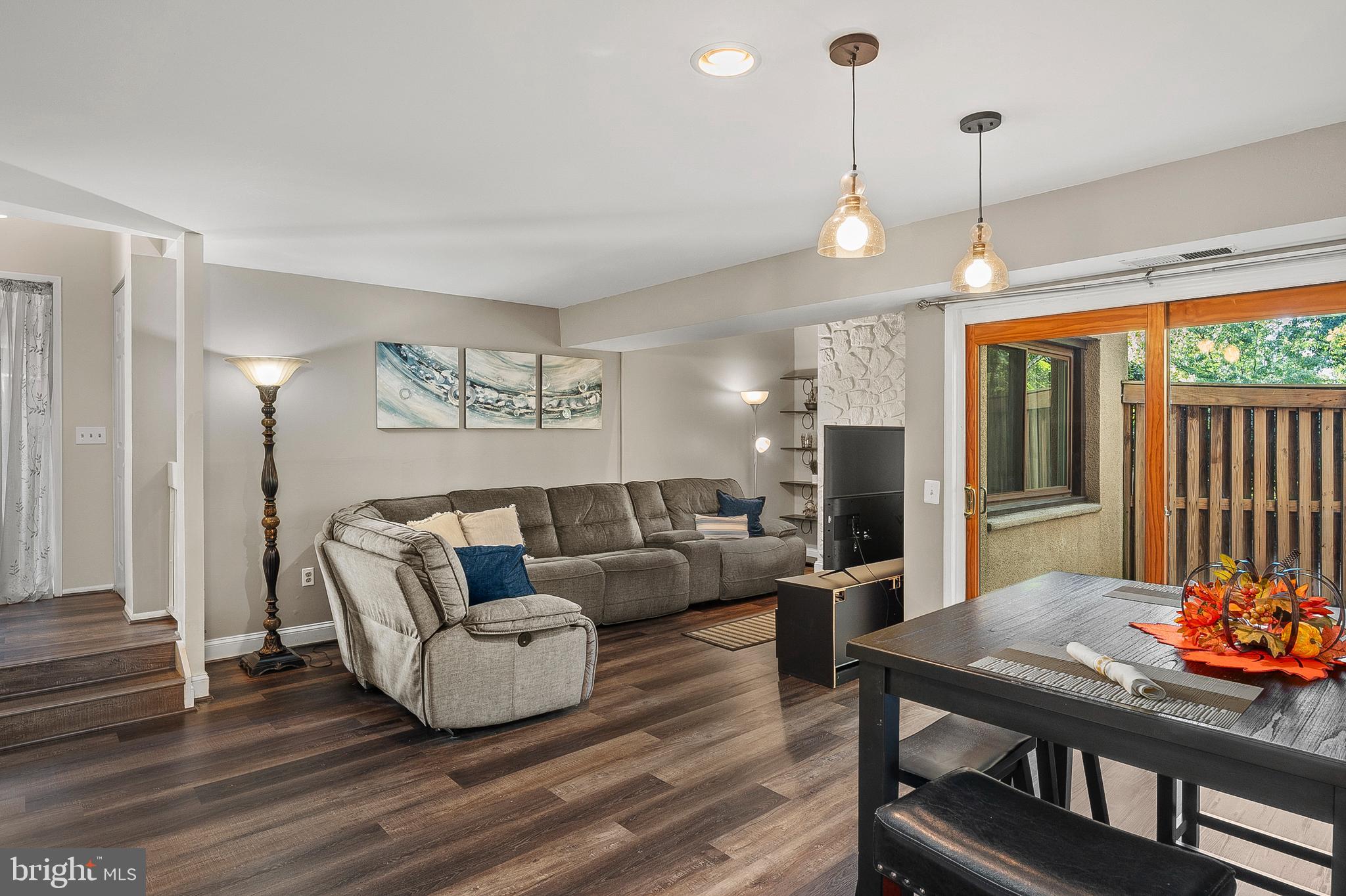 SIERRA VILLAS - Residential