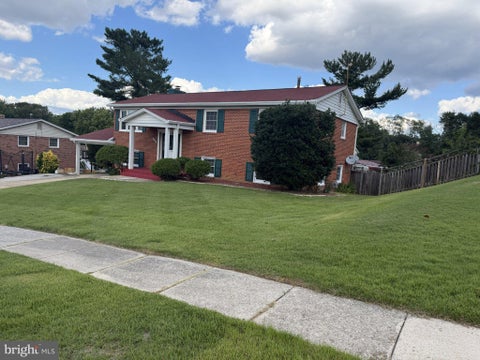 Homes For Sale - 10002 Paros Drive<br/> CLINTON, MD 20735