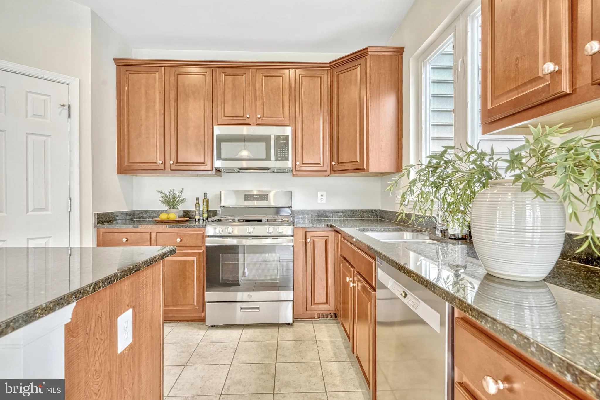 Brambleton, Virginia 20148, United States, 4 Bedrooms Bedrooms, ,4 BathroomsBathrooms,Residential,Coming Soon,172469