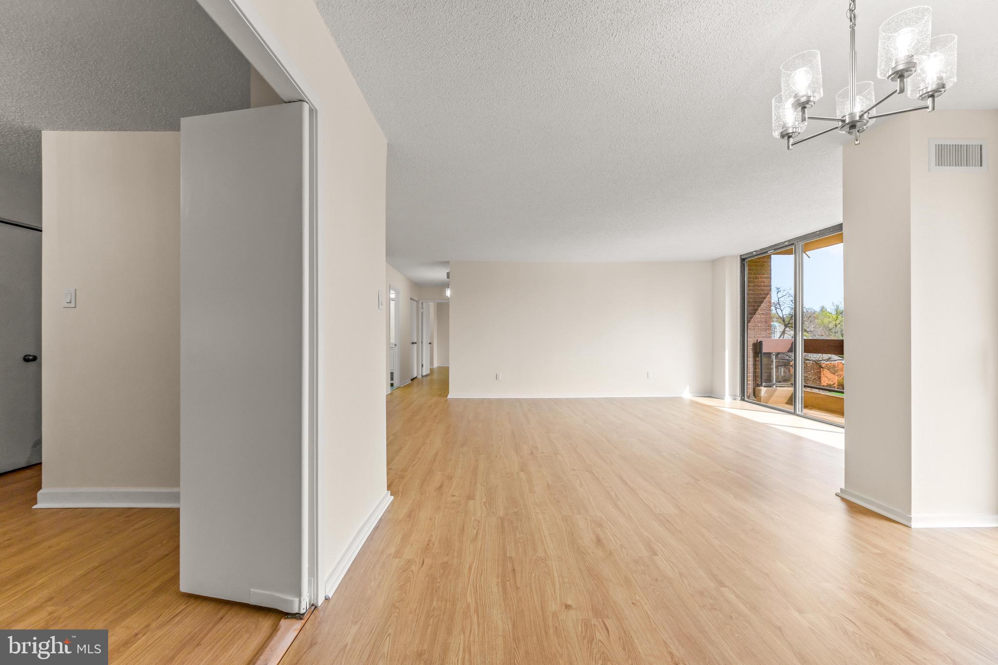 WINTHROP HOUSE - Residential