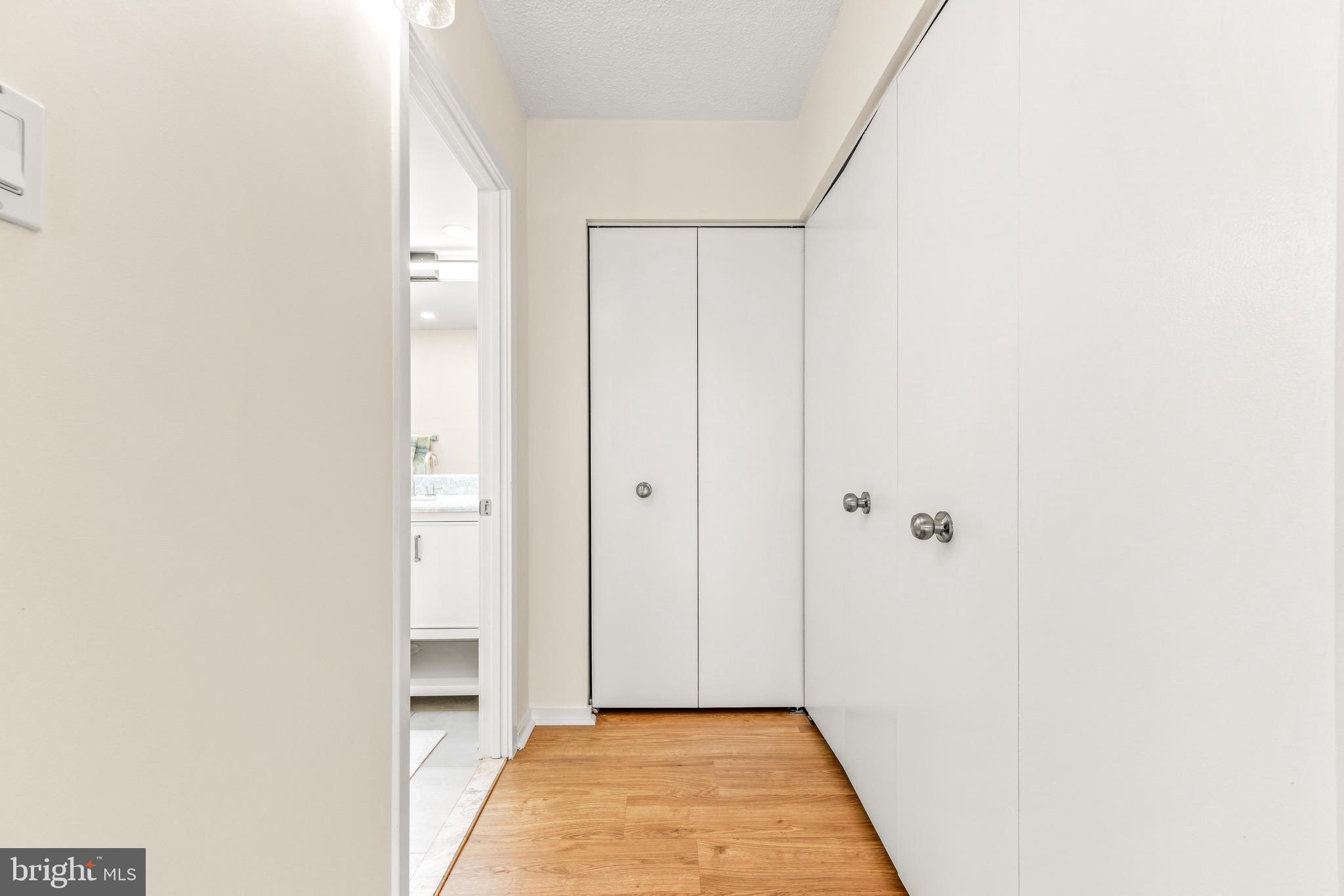 WINTHROP HOUSE - Residential