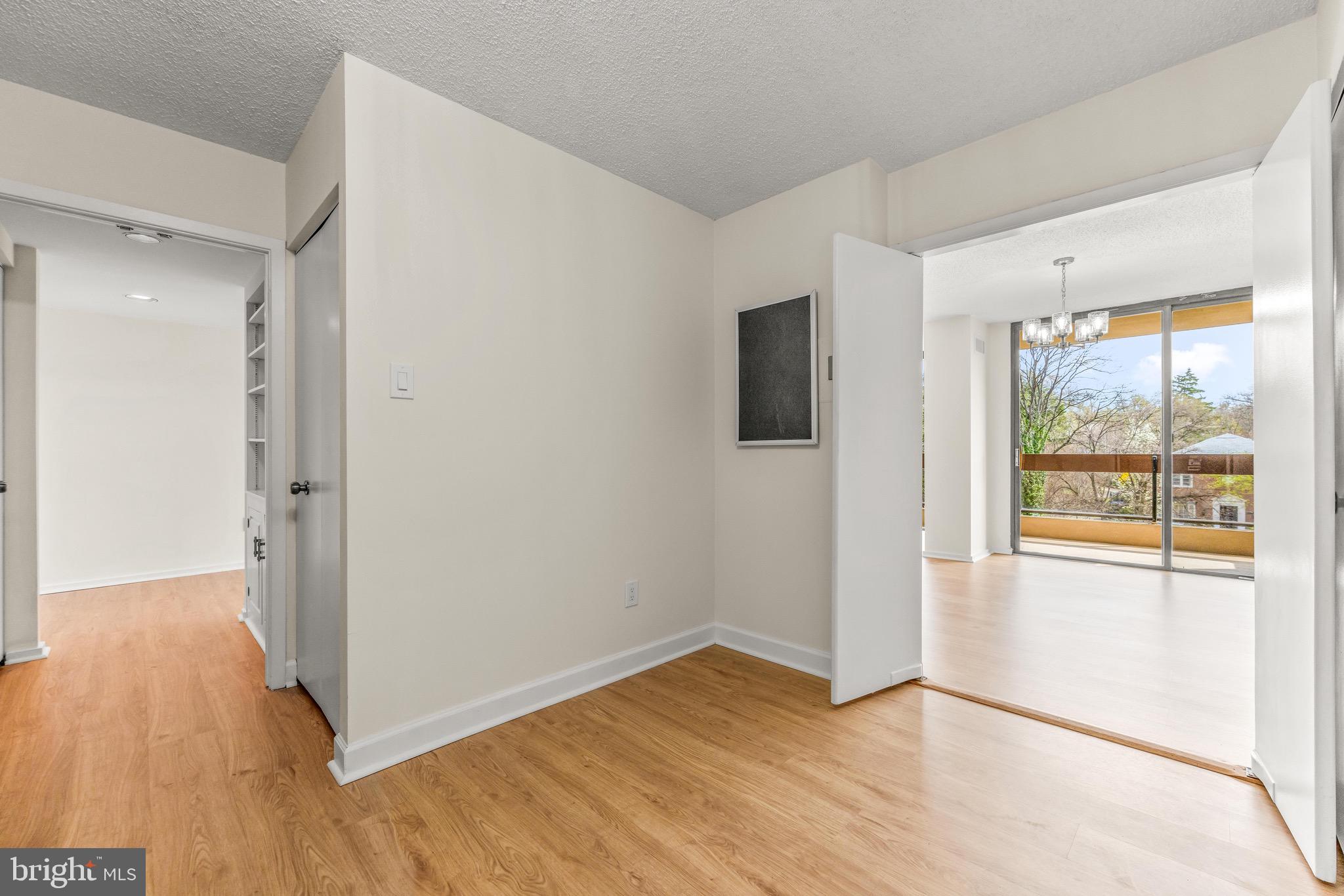 WINTHROP HOUSE - Residential