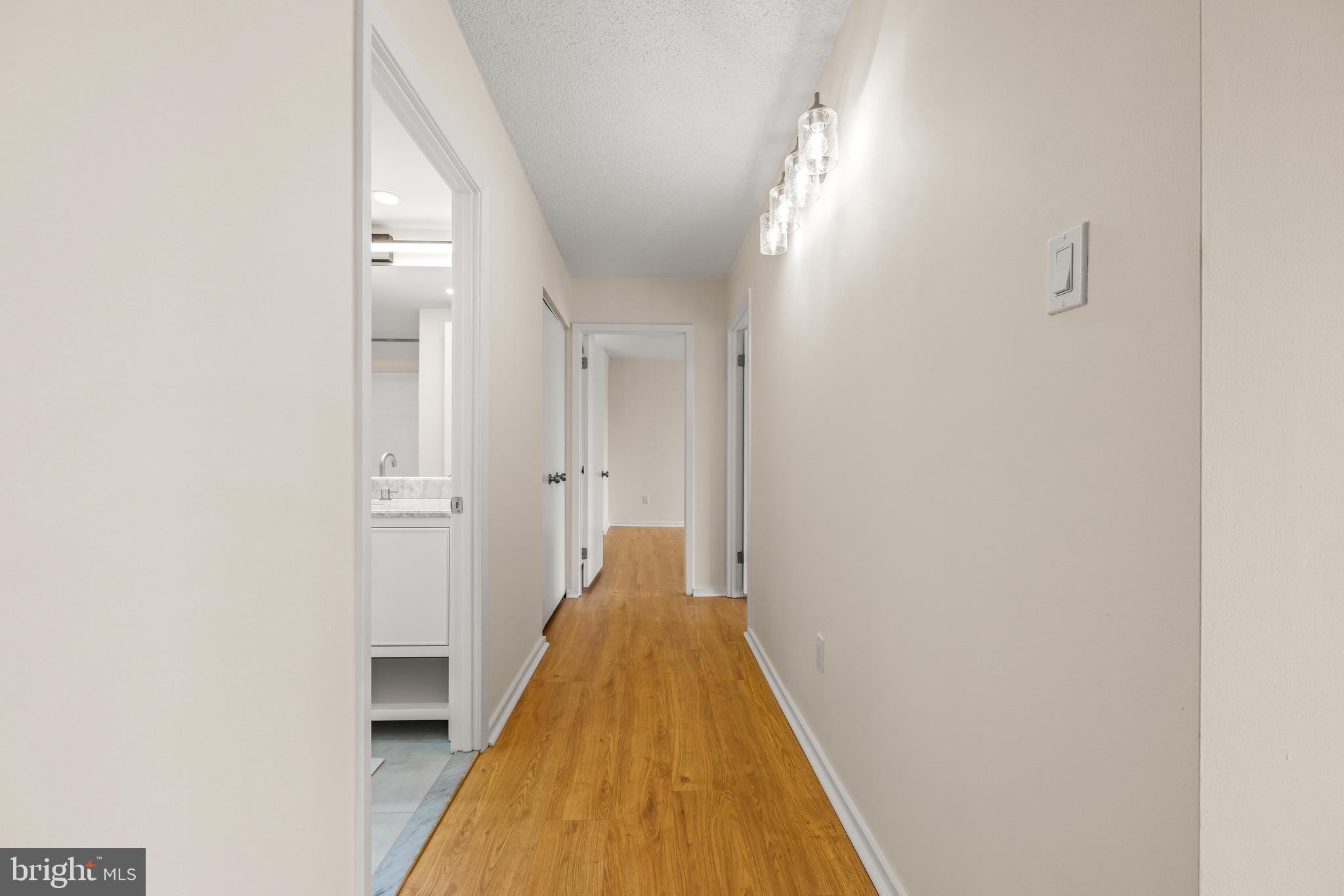 WINTHROP HOUSE - Residential