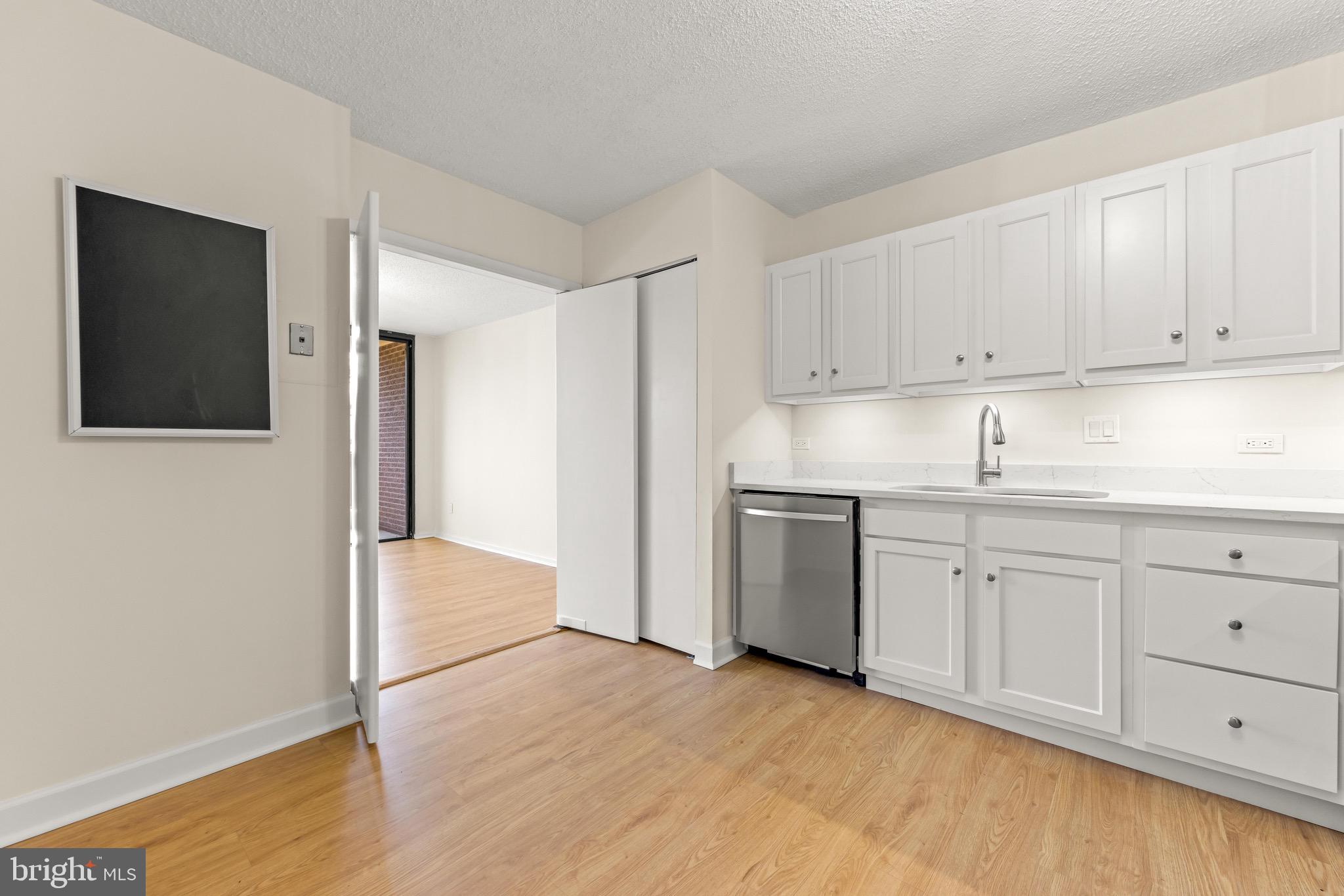 WINTHROP HOUSE - Residential