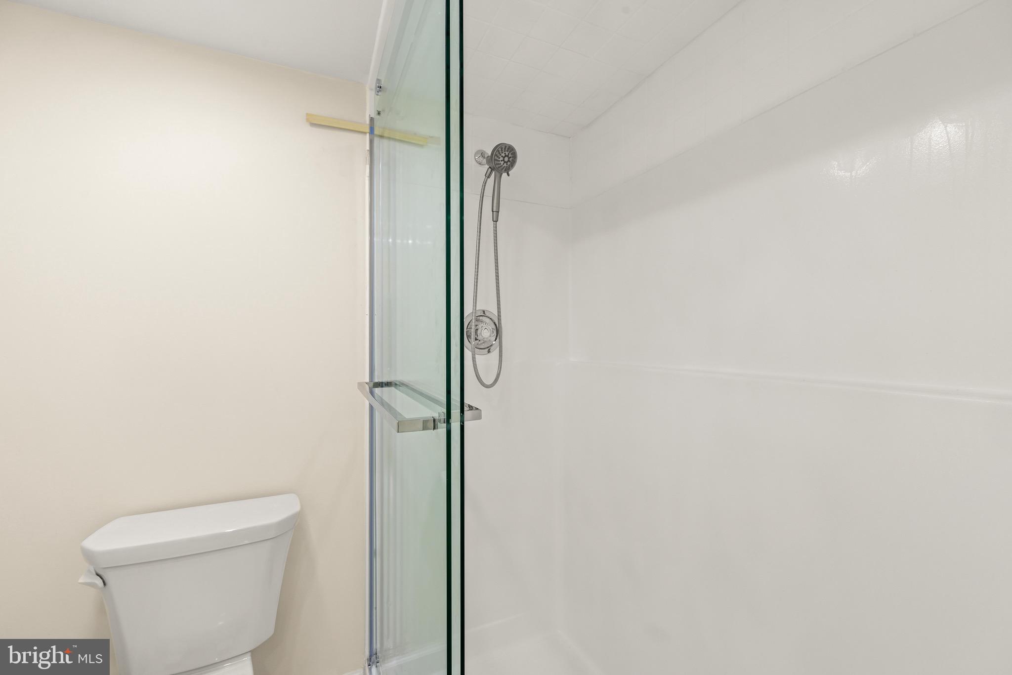 WINTHROP HOUSE - Residential