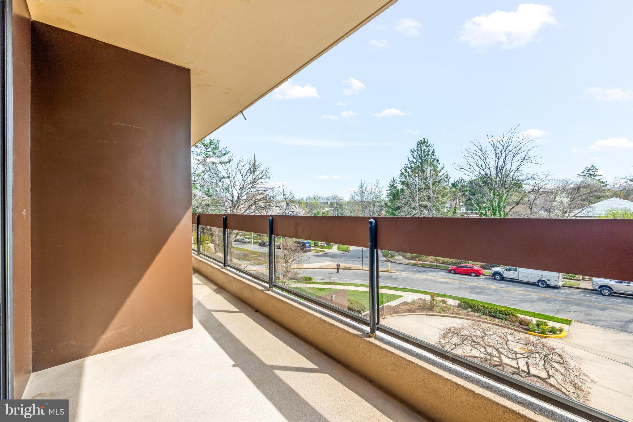 WINTHROP HOUSE - Residential