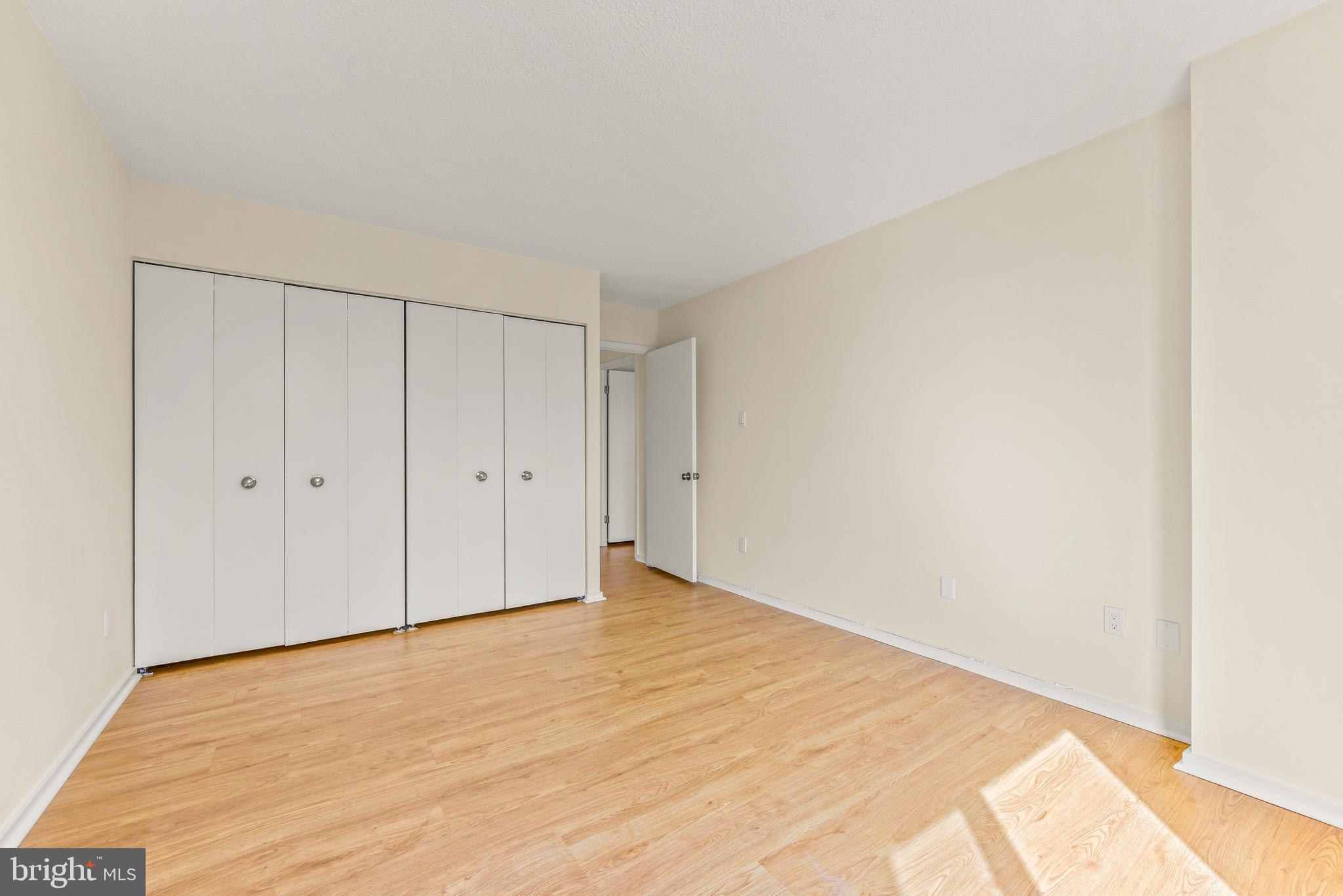 WINTHROP HOUSE - Residential