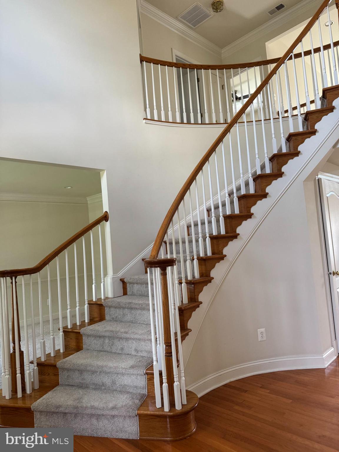 LOUDOUN VALLEY VILLAGES - Residential Lease