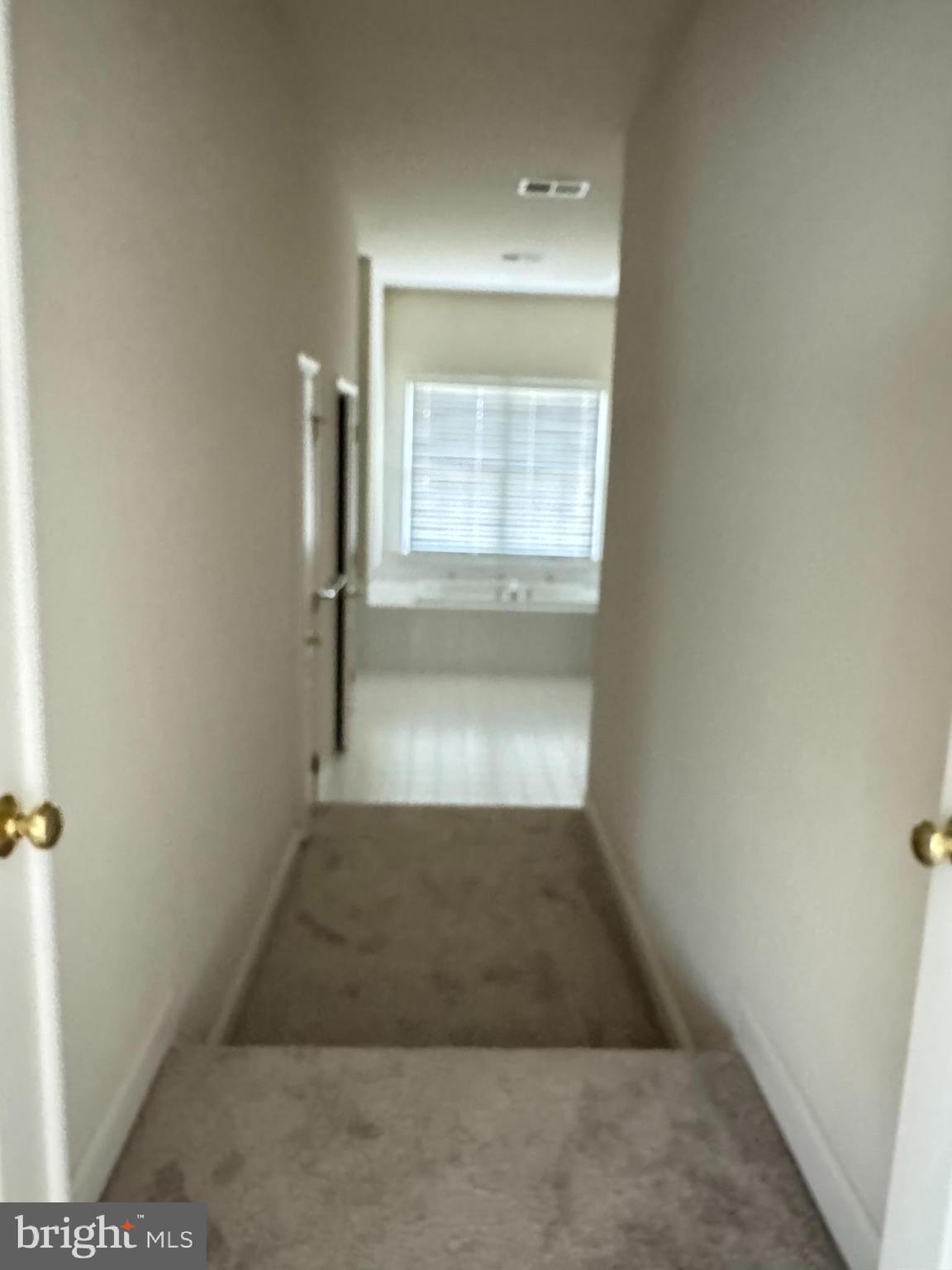 LOUDOUN VALLEY VILLAGES - Residential Lease