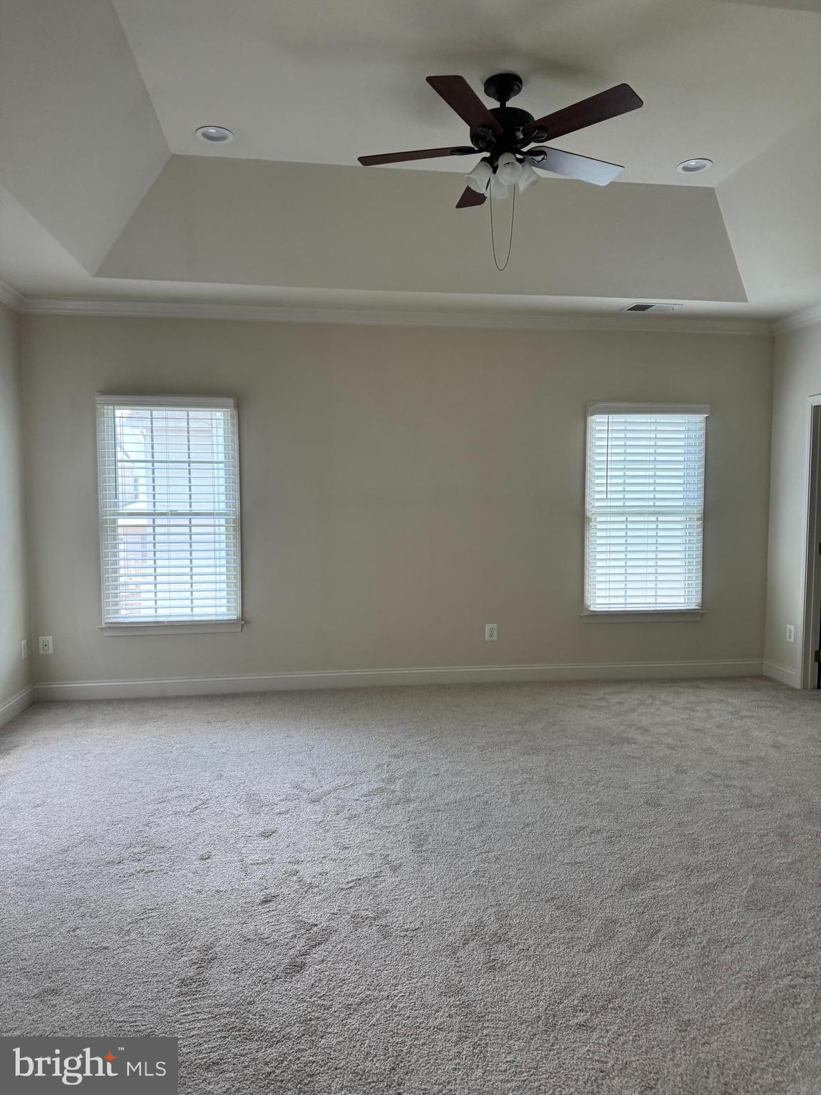 LOUDOUN VALLEY VILLAGES - Residential Lease