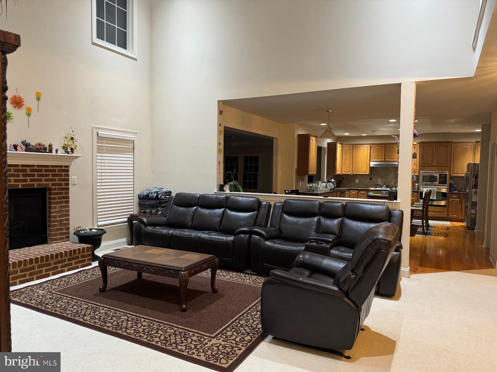 LOUDOUN VALLEY VILLAGES - Residential Lease