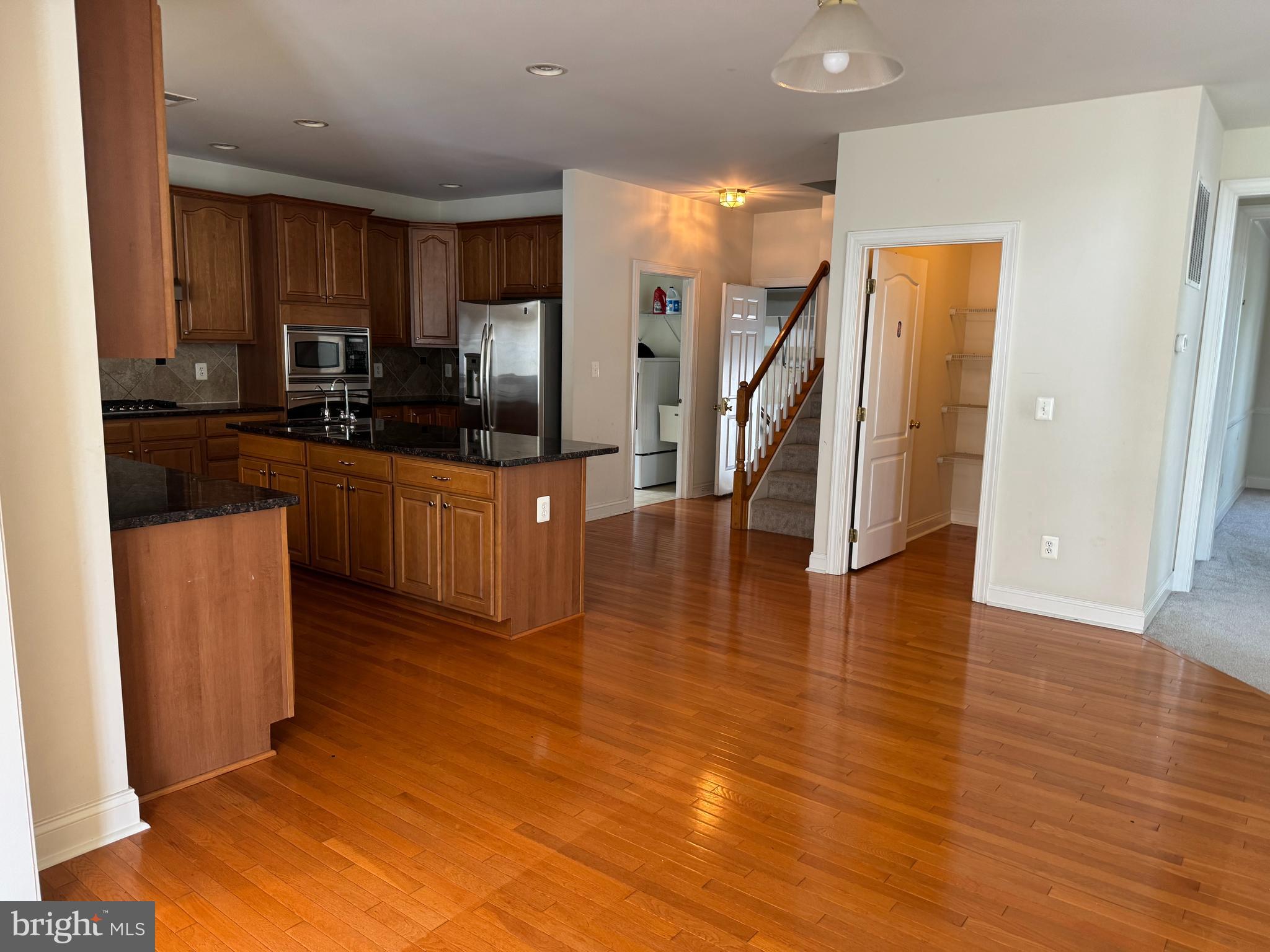 LOUDOUN VALLEY VILLAGES - Residential Lease