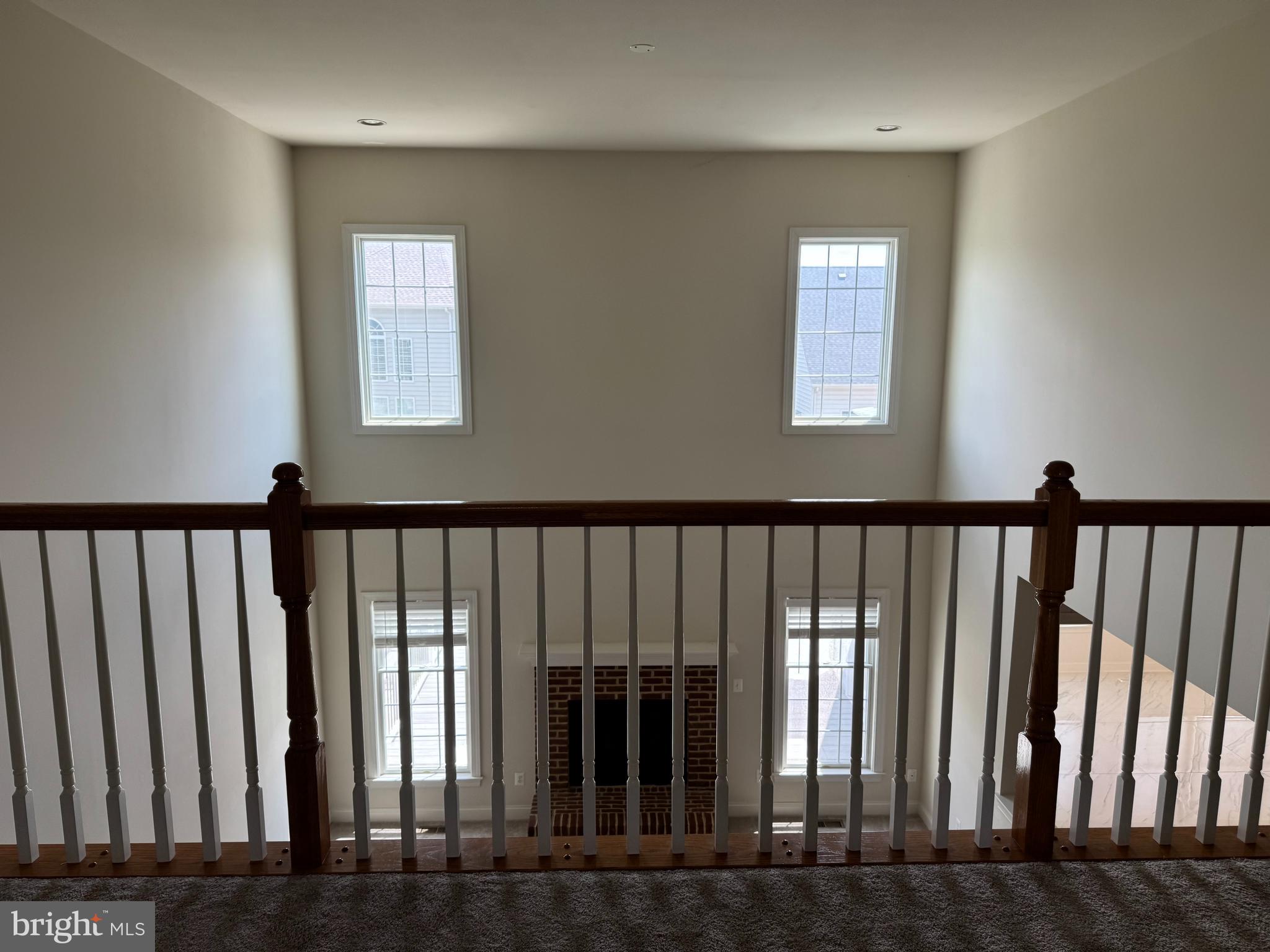 LOUDOUN VALLEY VILLAGES - Residential Lease