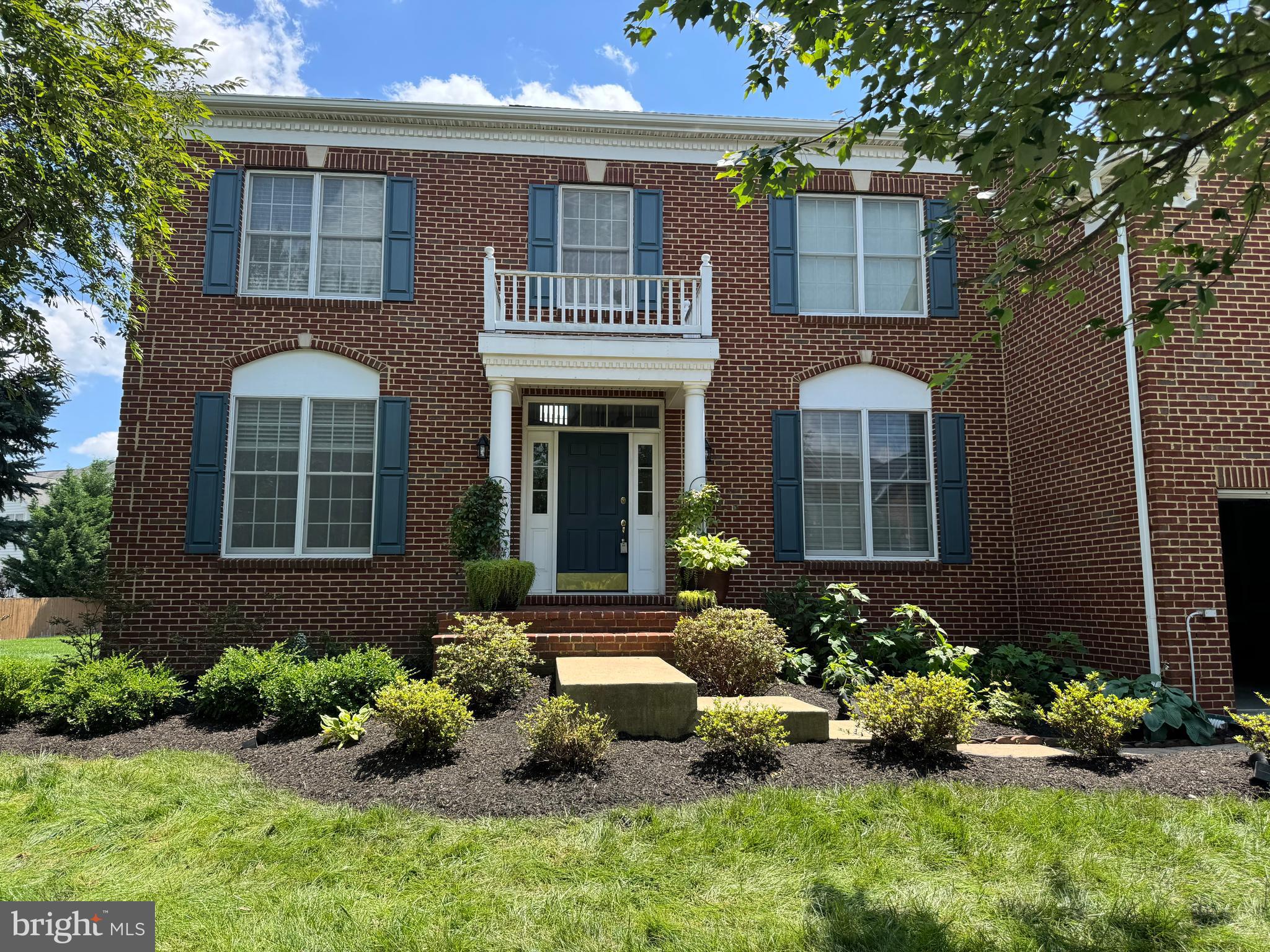 LOUDOUN VALLEY VILLAGES - Residential Lease