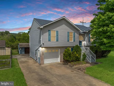 115 Emmitsburg Road, Thurmont, MD MLS: MDFR2064118