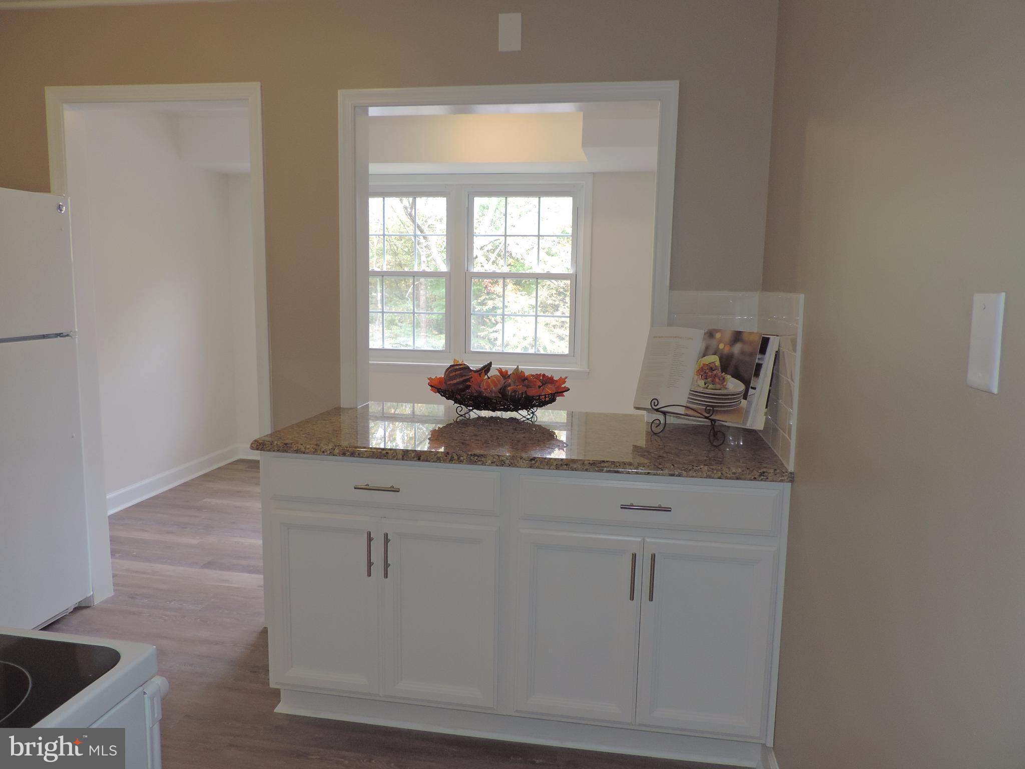 HICKORY HILLS CONDOMINIUMS - Residential