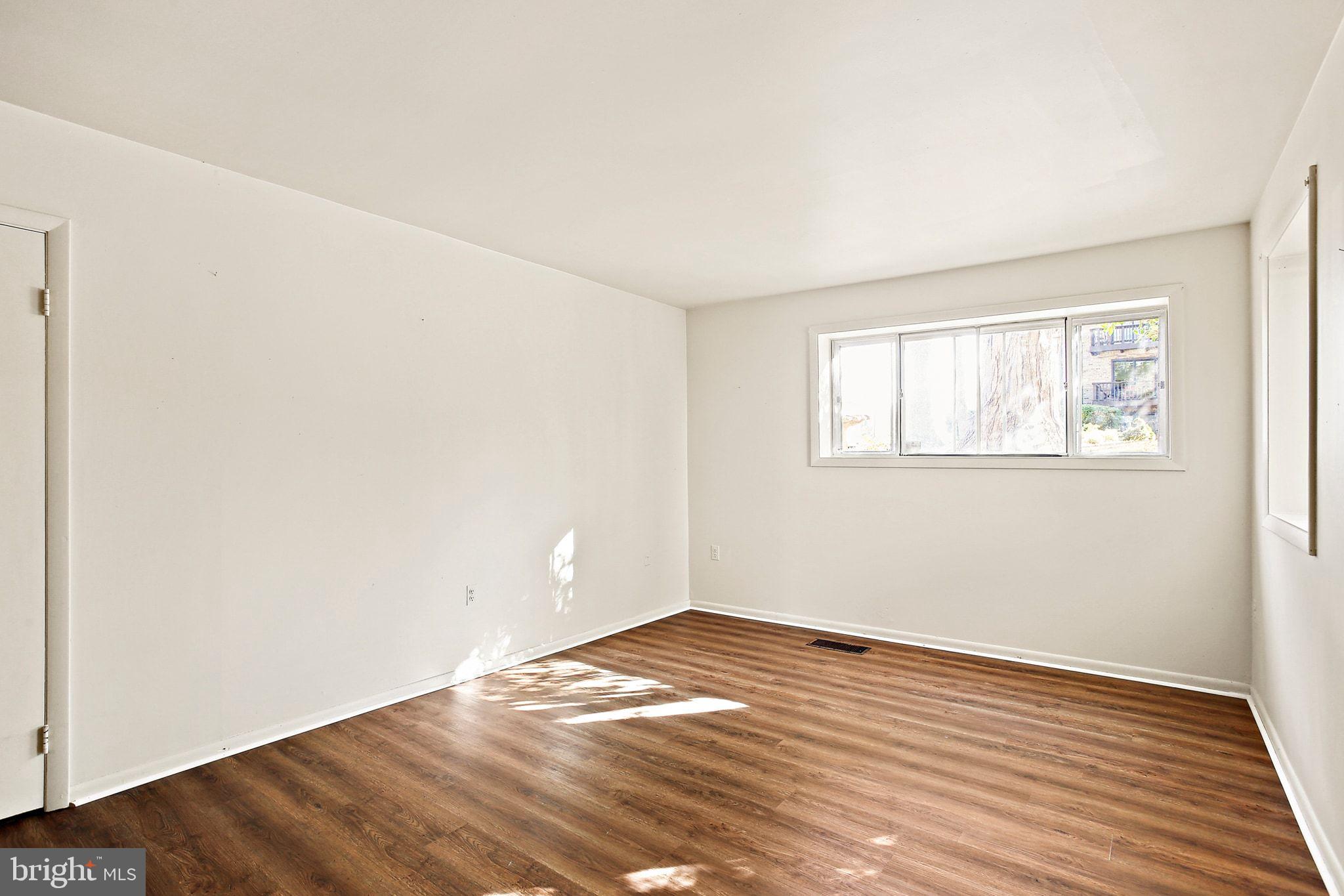 THE COVE - Residential