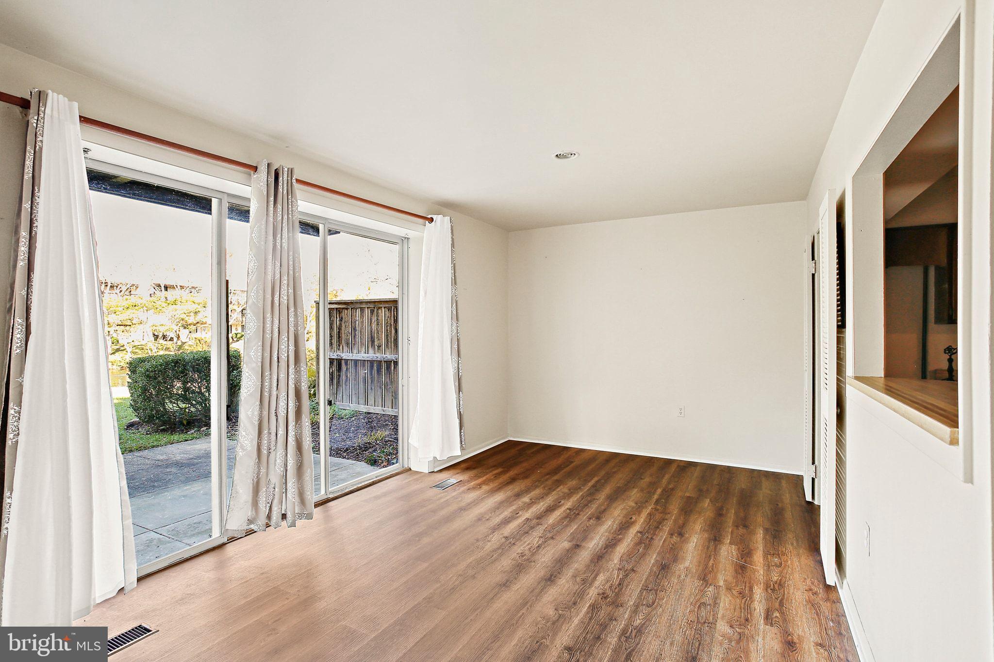 THE COVE - Residential