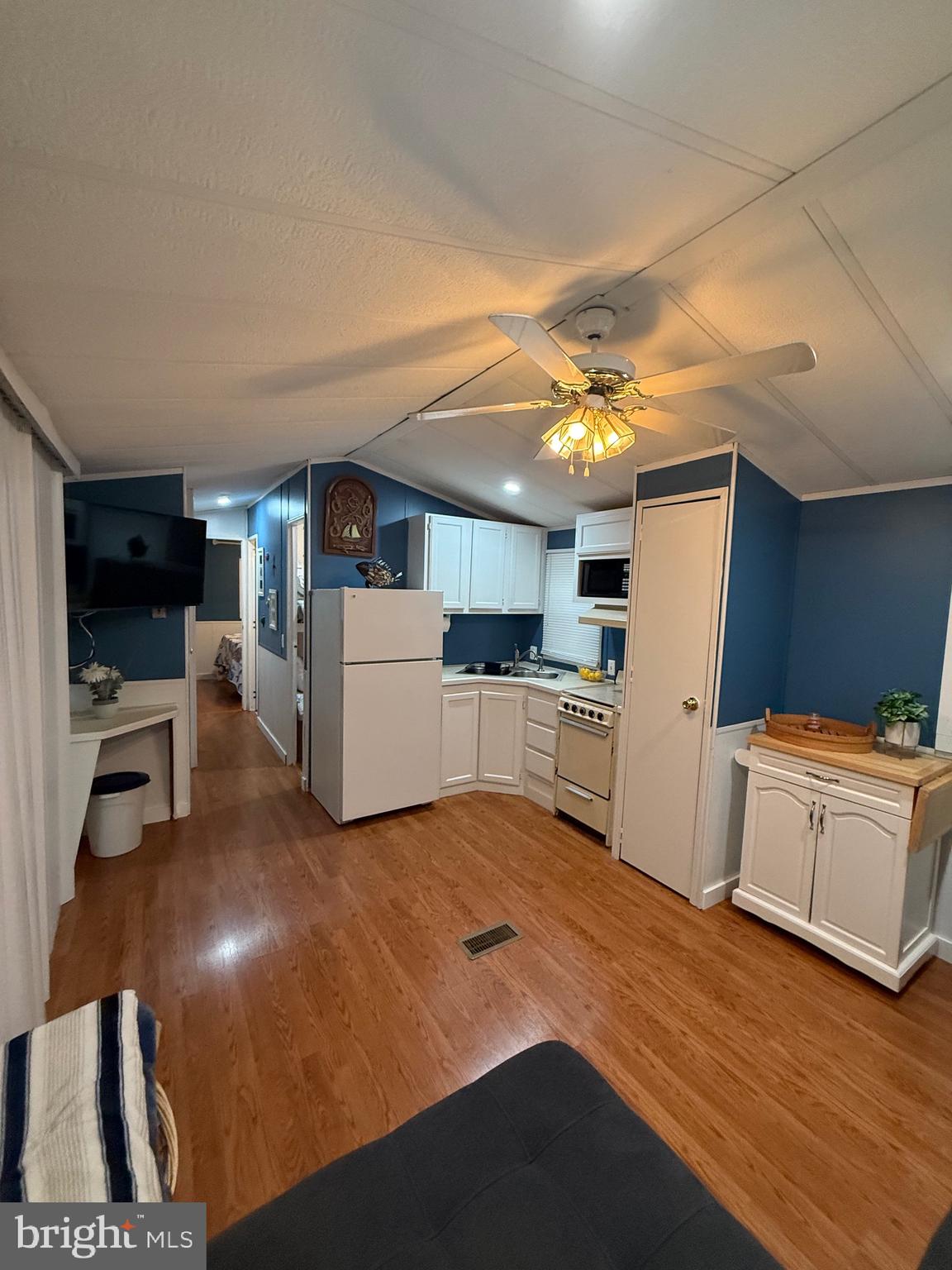 515 CORSON TAVERN RD UNIT J-3
