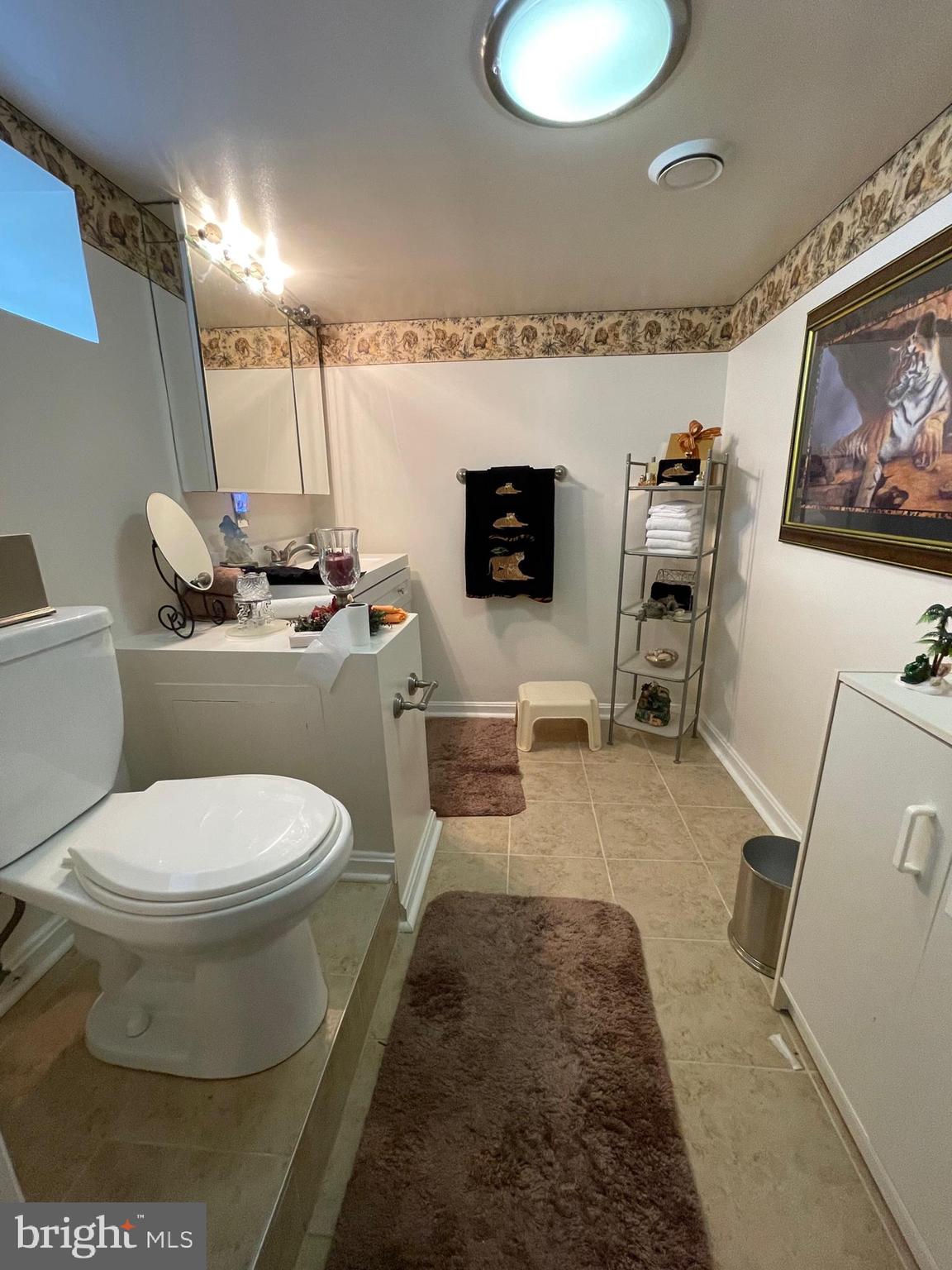 BALTIMORE HIGHLANDS - Residential