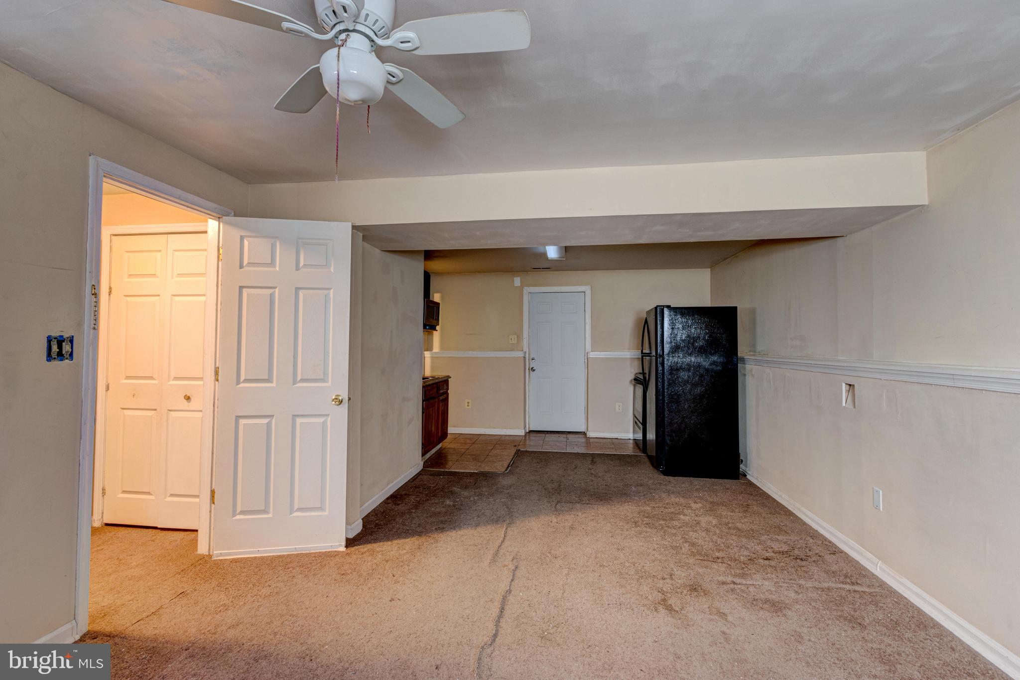 OLD COURT VILLAGE - Residential