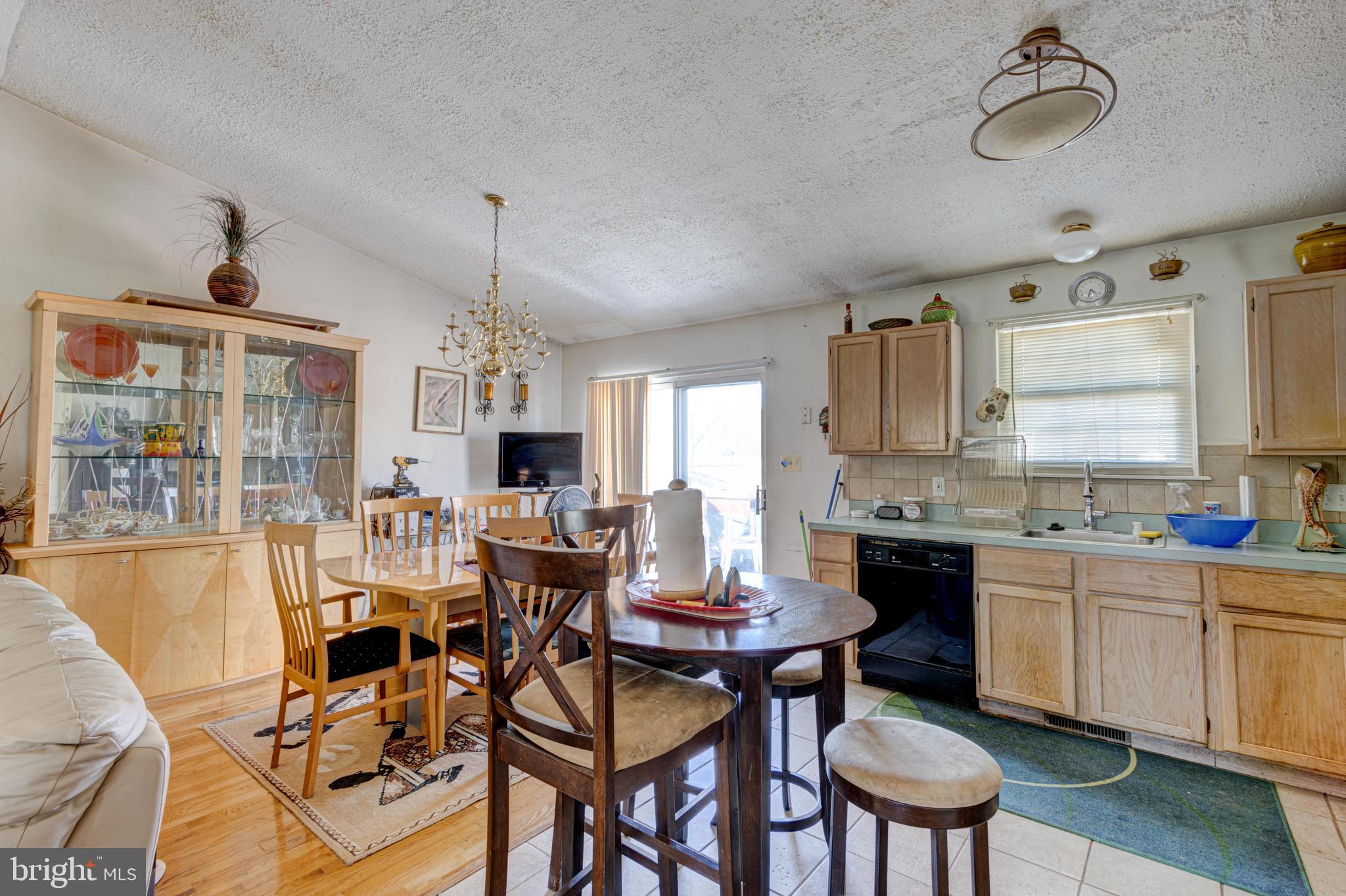 OLD COURT VILLAGE - Residential