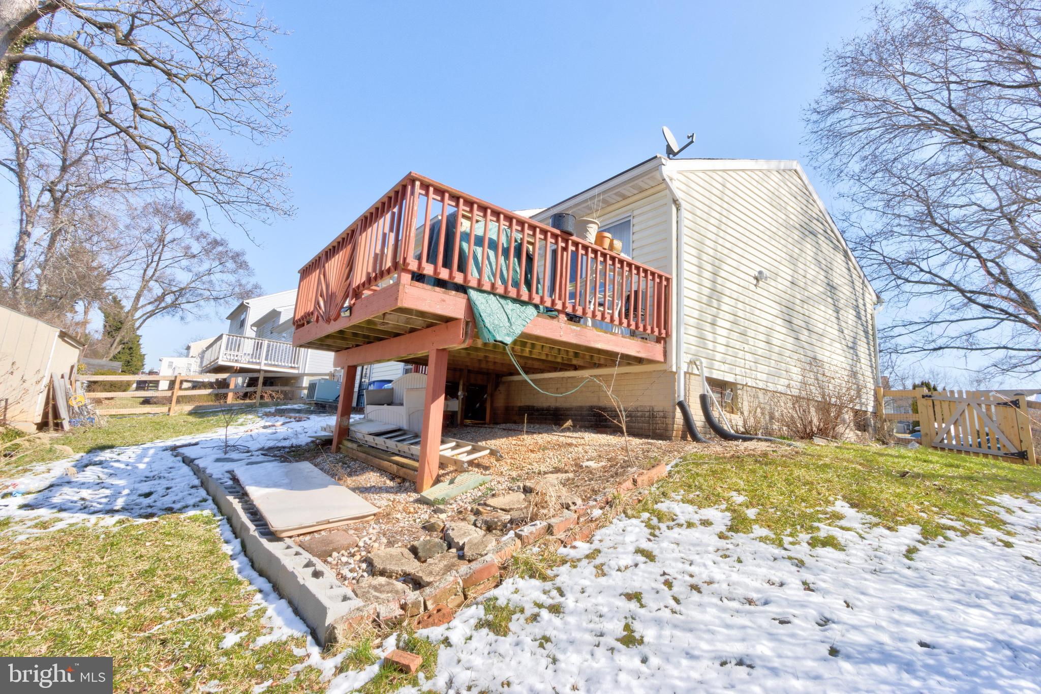 OLD COURT VILLAGE - Residential