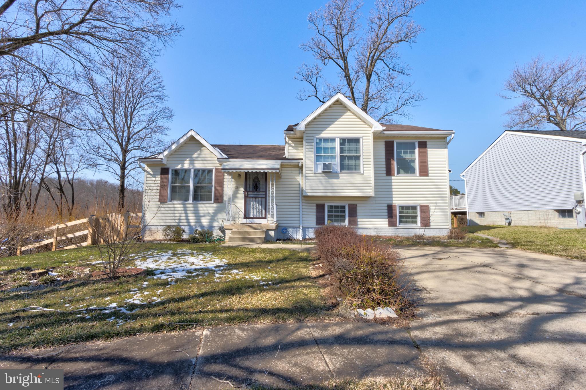 OLD COURT VILLAGE - Residential