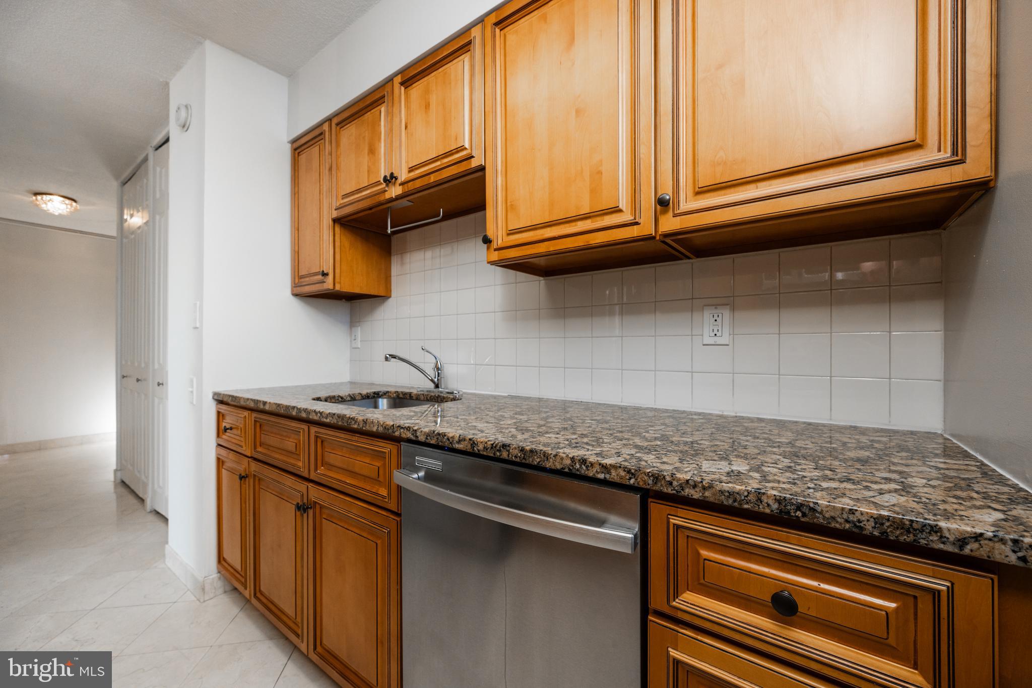 ACADEMY HOUSE - Residential